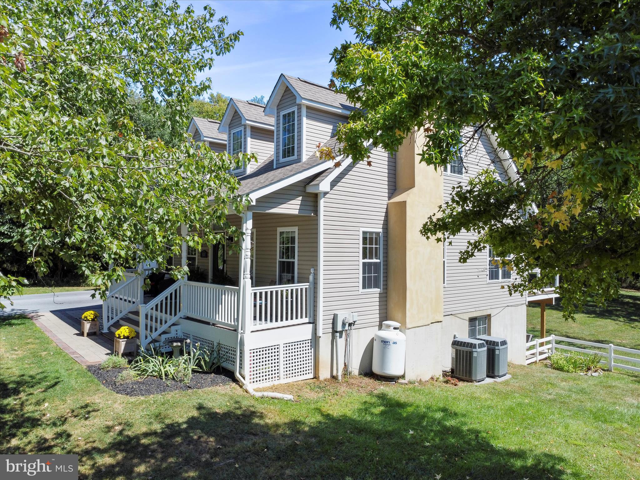 SPRING VALLEY - Residential