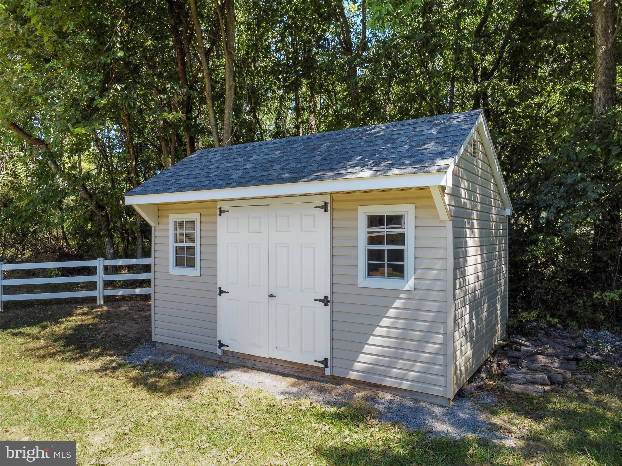 SPRING VALLEY - Residential