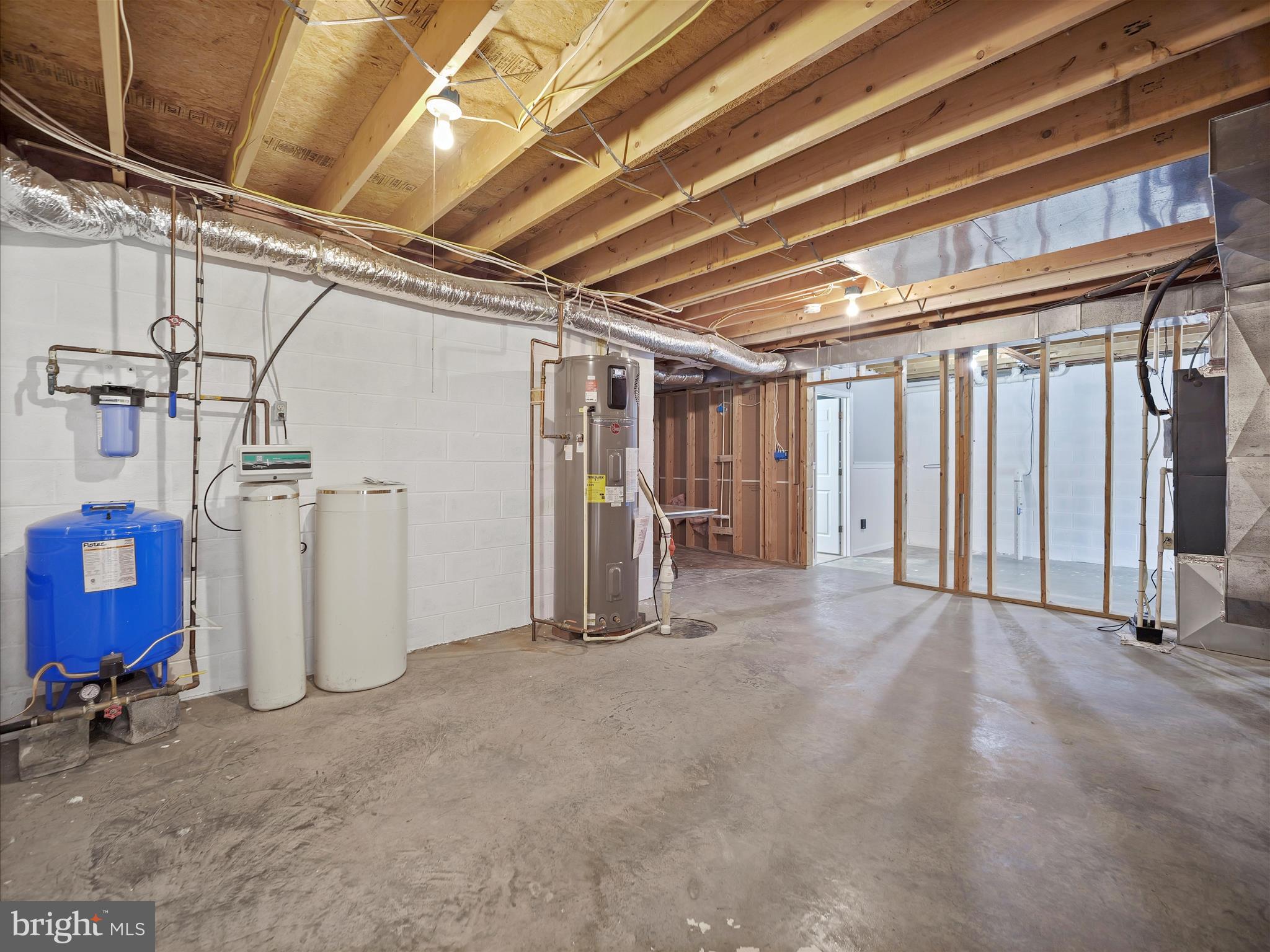 SPRING VALLEY - Residential