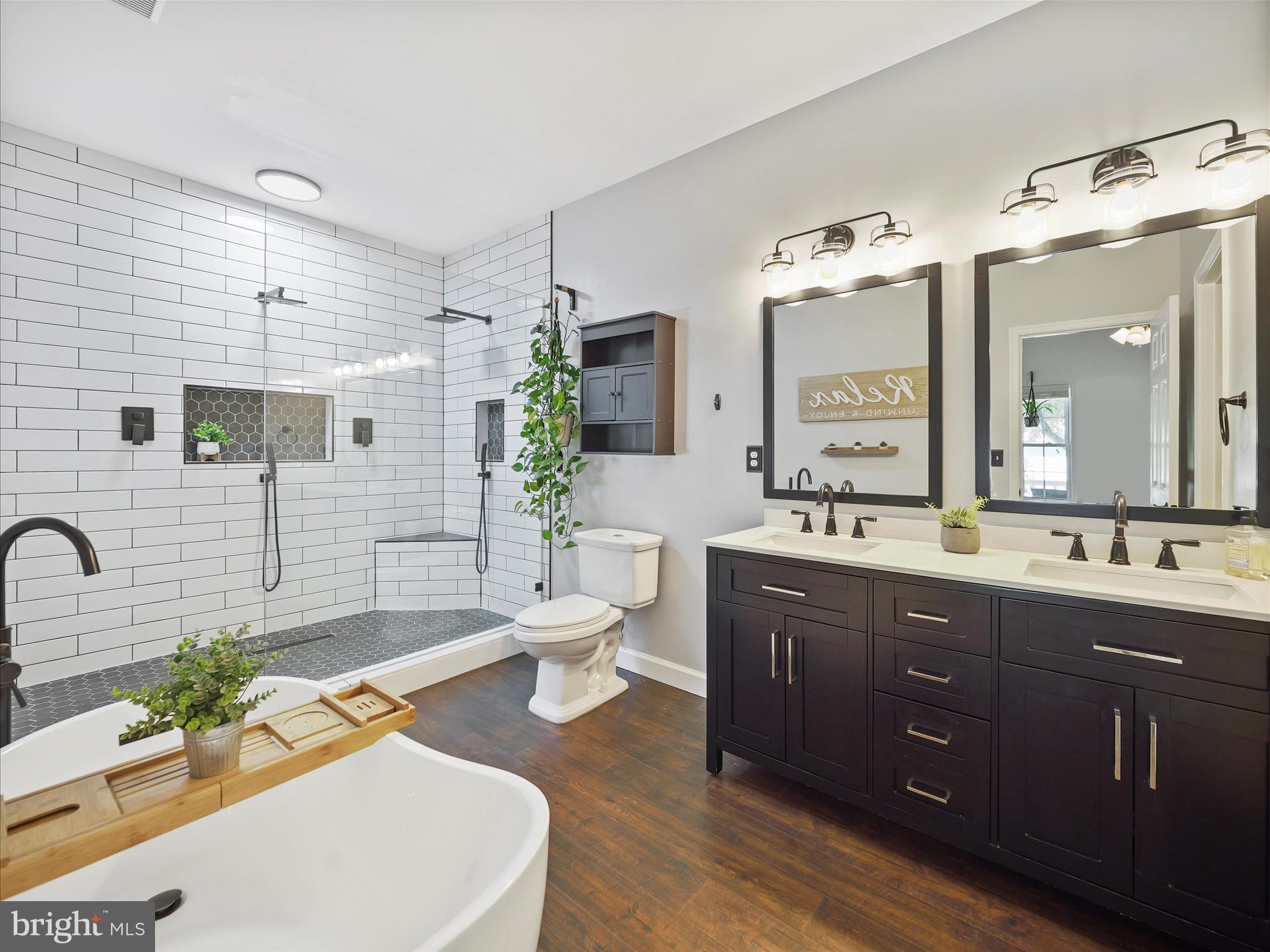 SPRING VALLEY - Residential