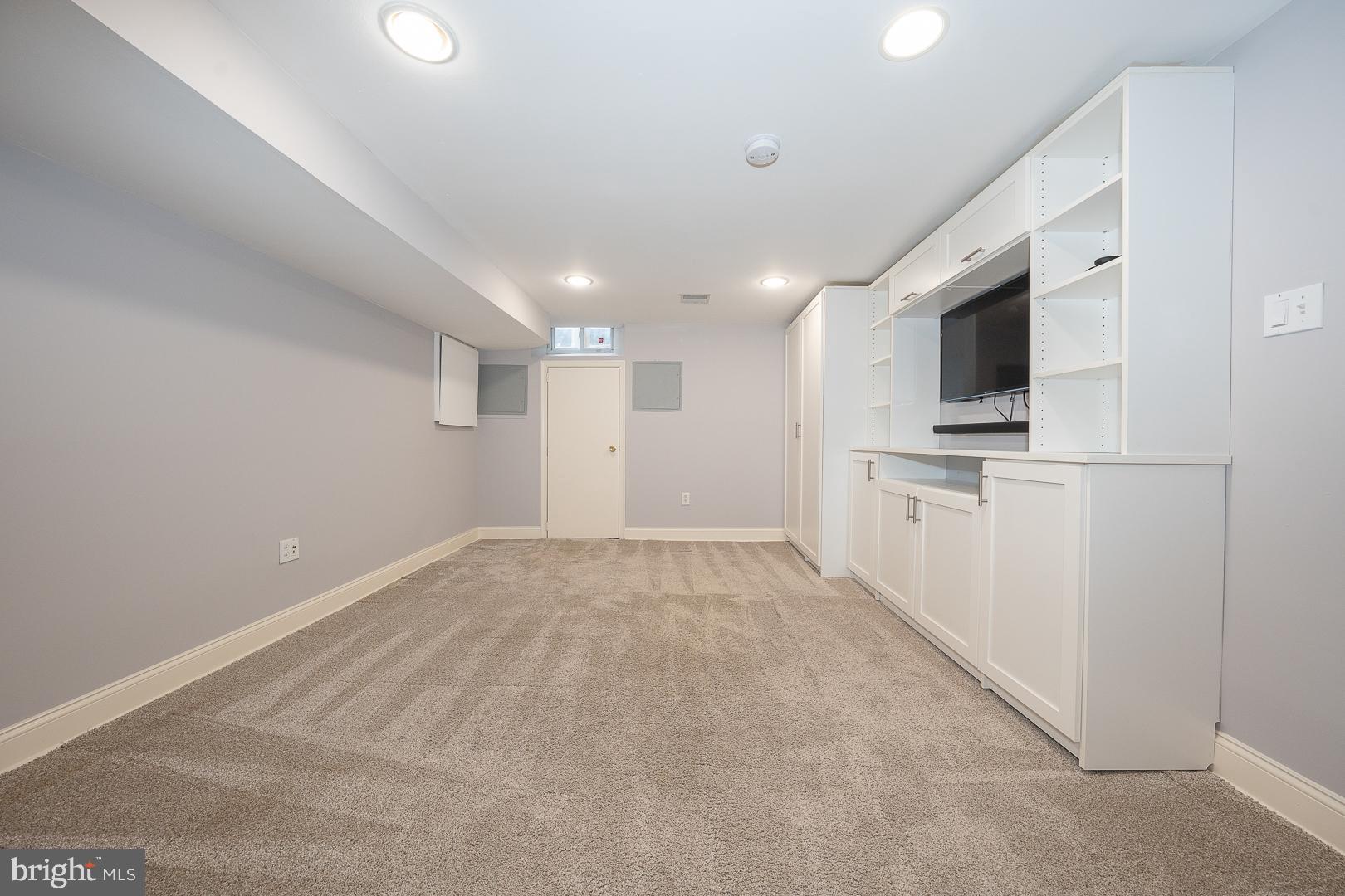 GRADUATE HOSPITAL - Residential