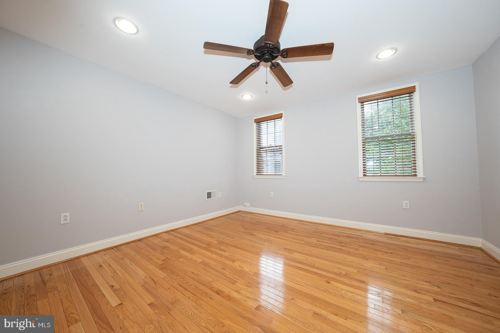 GRADUATE HOSPITAL - Residential