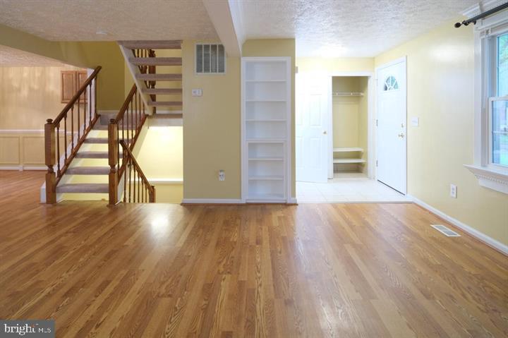 POTOMAC FAIRWAYS - Residential