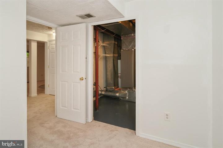 POTOMAC FAIRWAYS - Residential