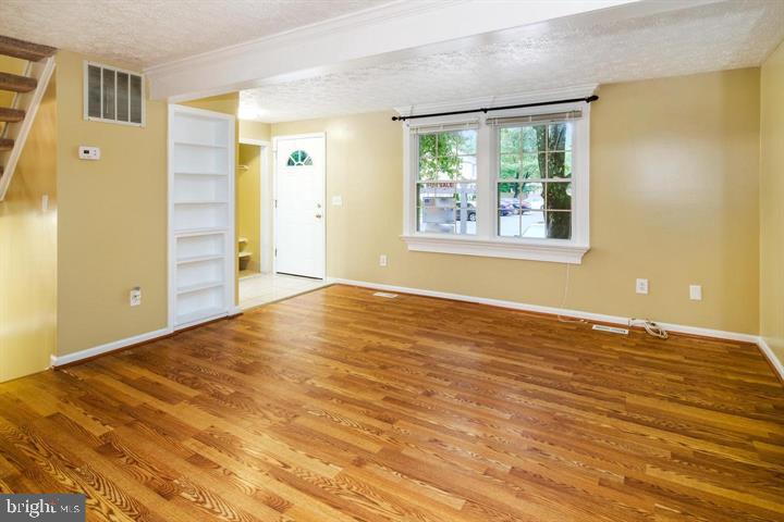 1120 STEVENSON COURT