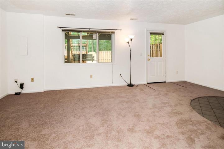 POTOMAC FAIRWAYS - Residential