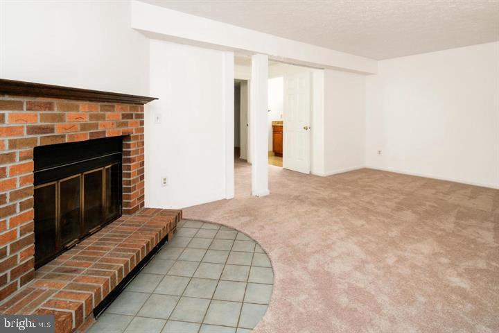 POTOMAC FAIRWAYS - Residential