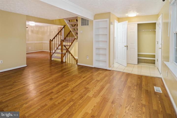 POTOMAC FAIRWAYS - Residential