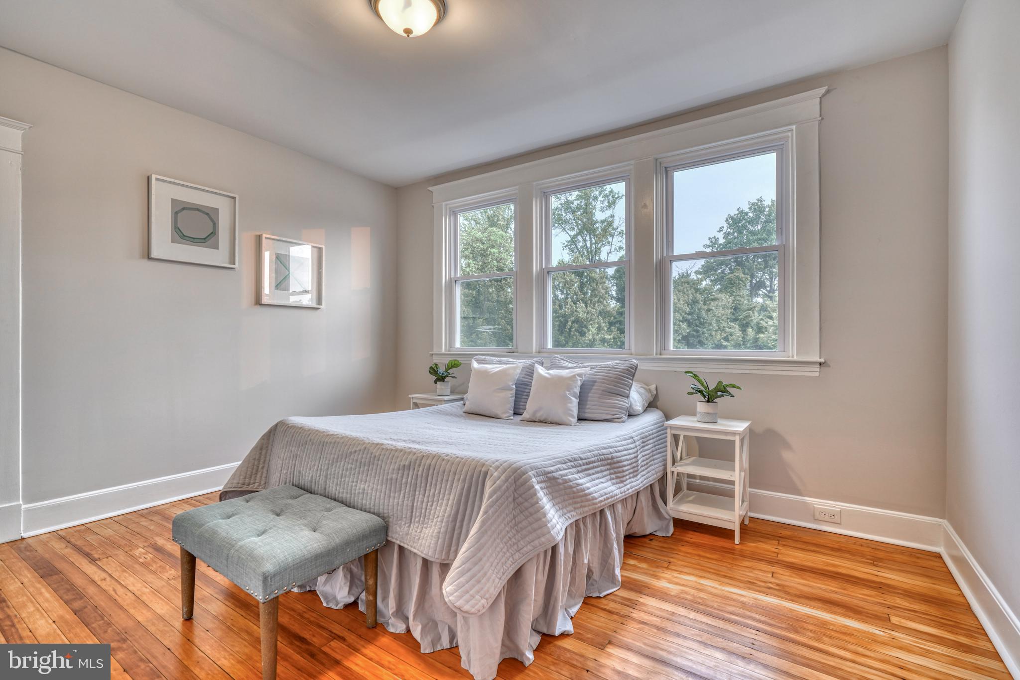 RIDGEWOOD - Residential