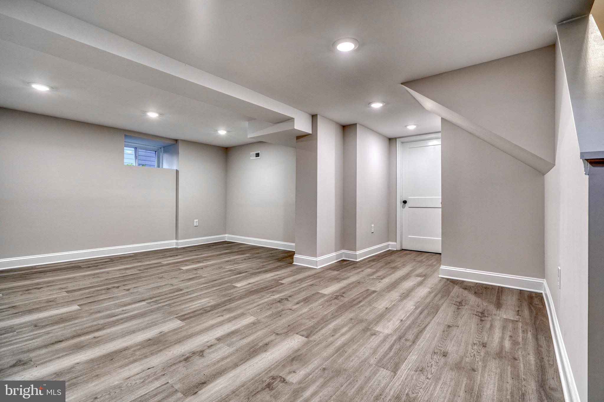 RIDGEWOOD - Residential