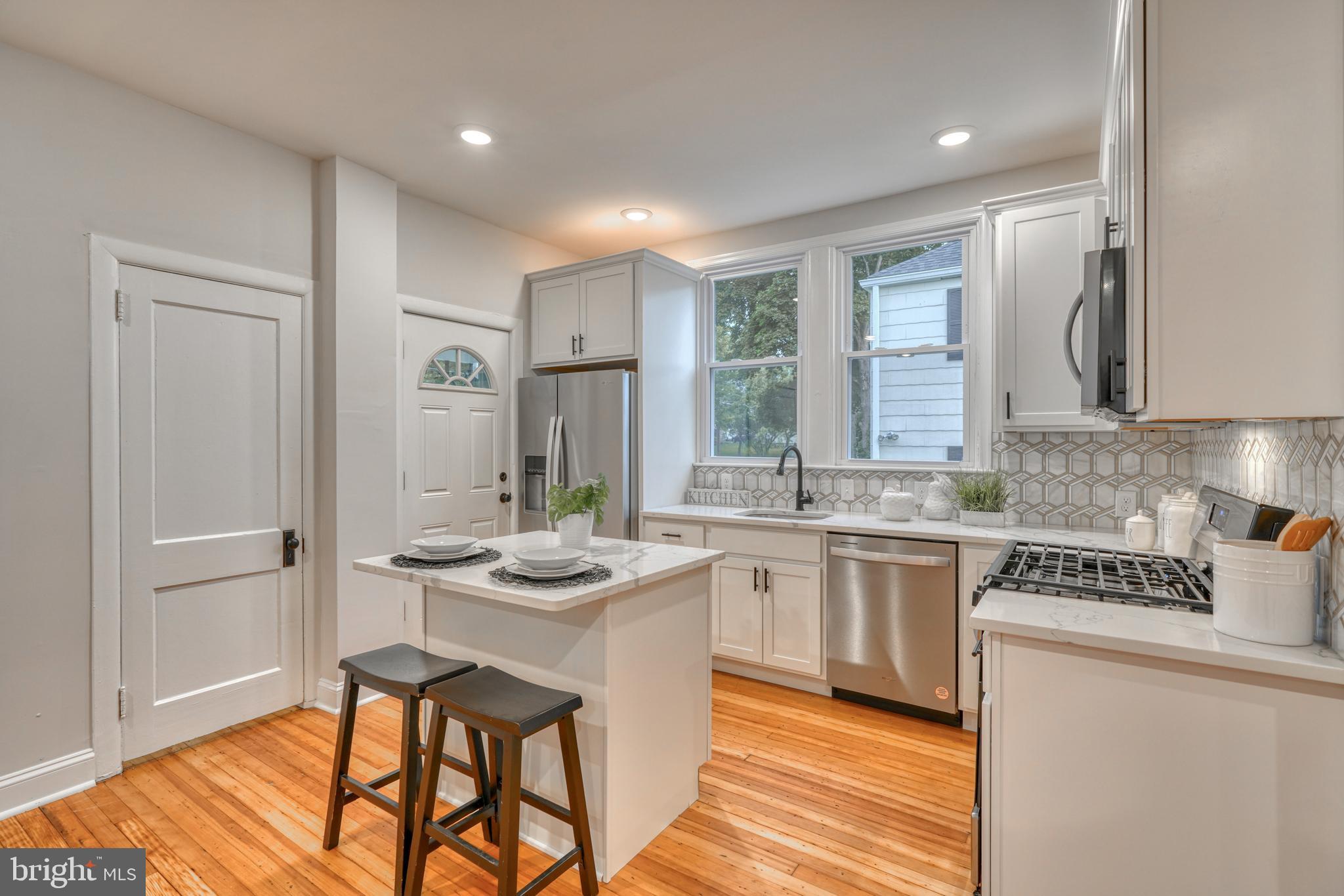 RIDGEWOOD - Residential