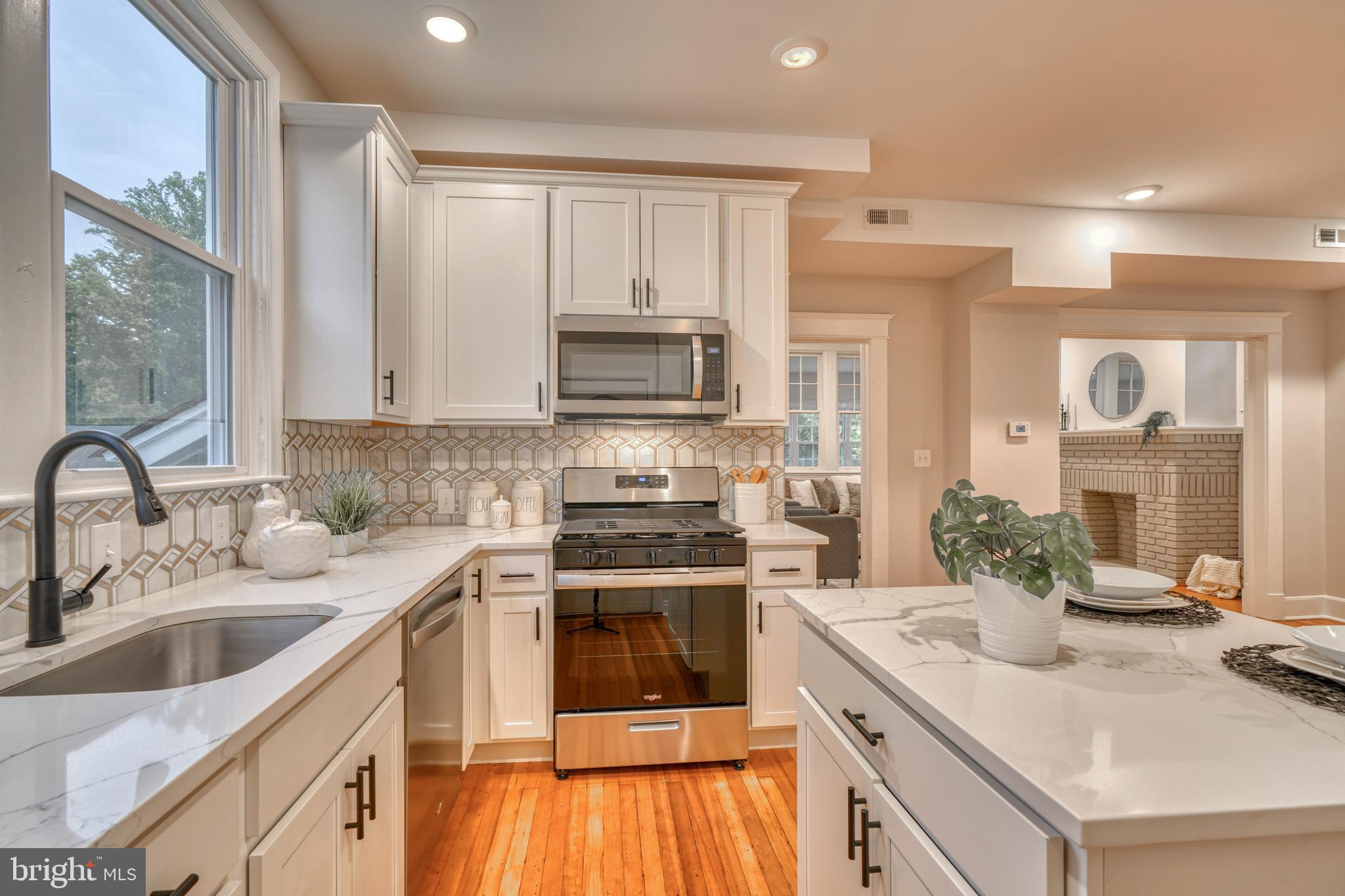 RIDGEWOOD - Residential