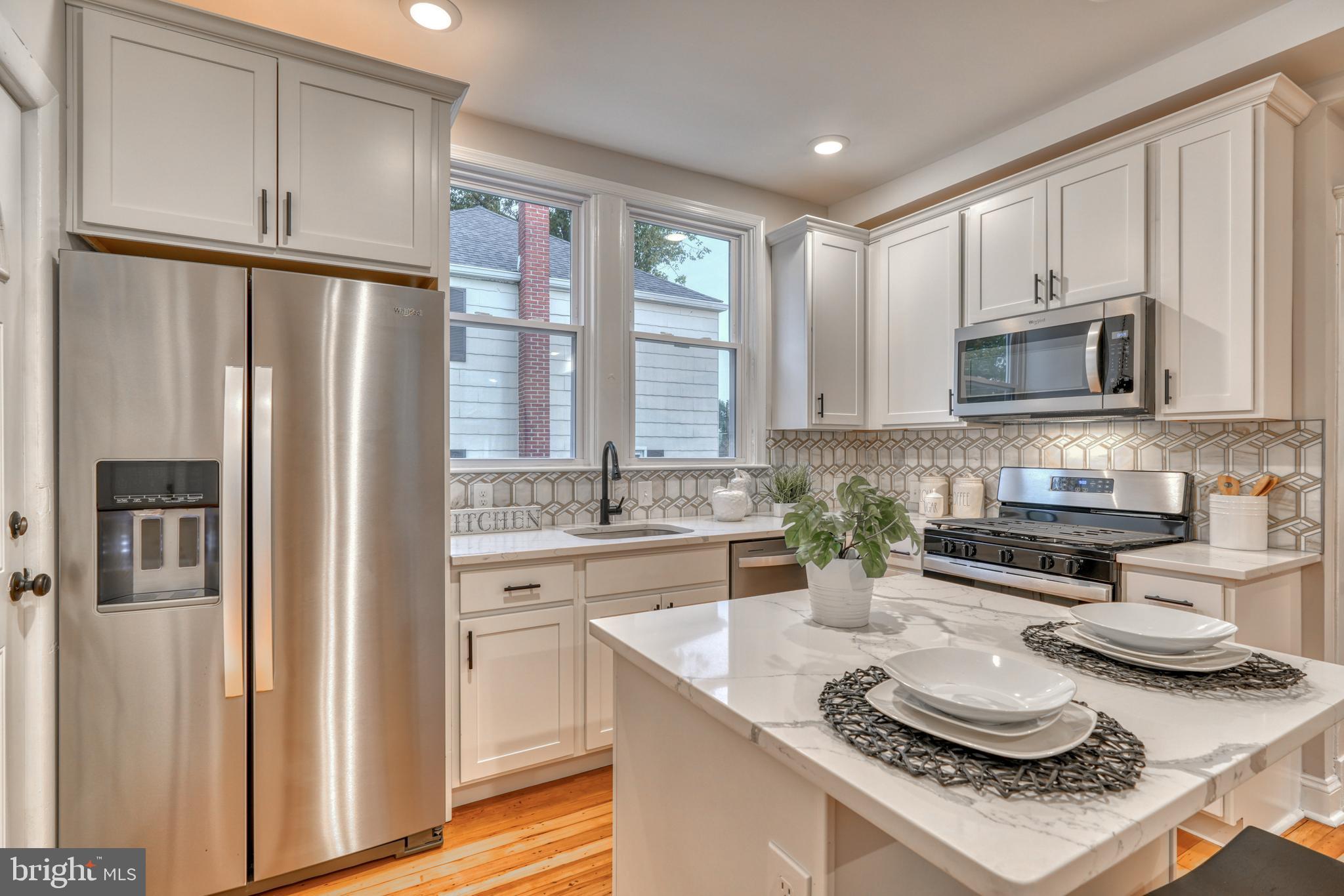 RIDGEWOOD - Residential