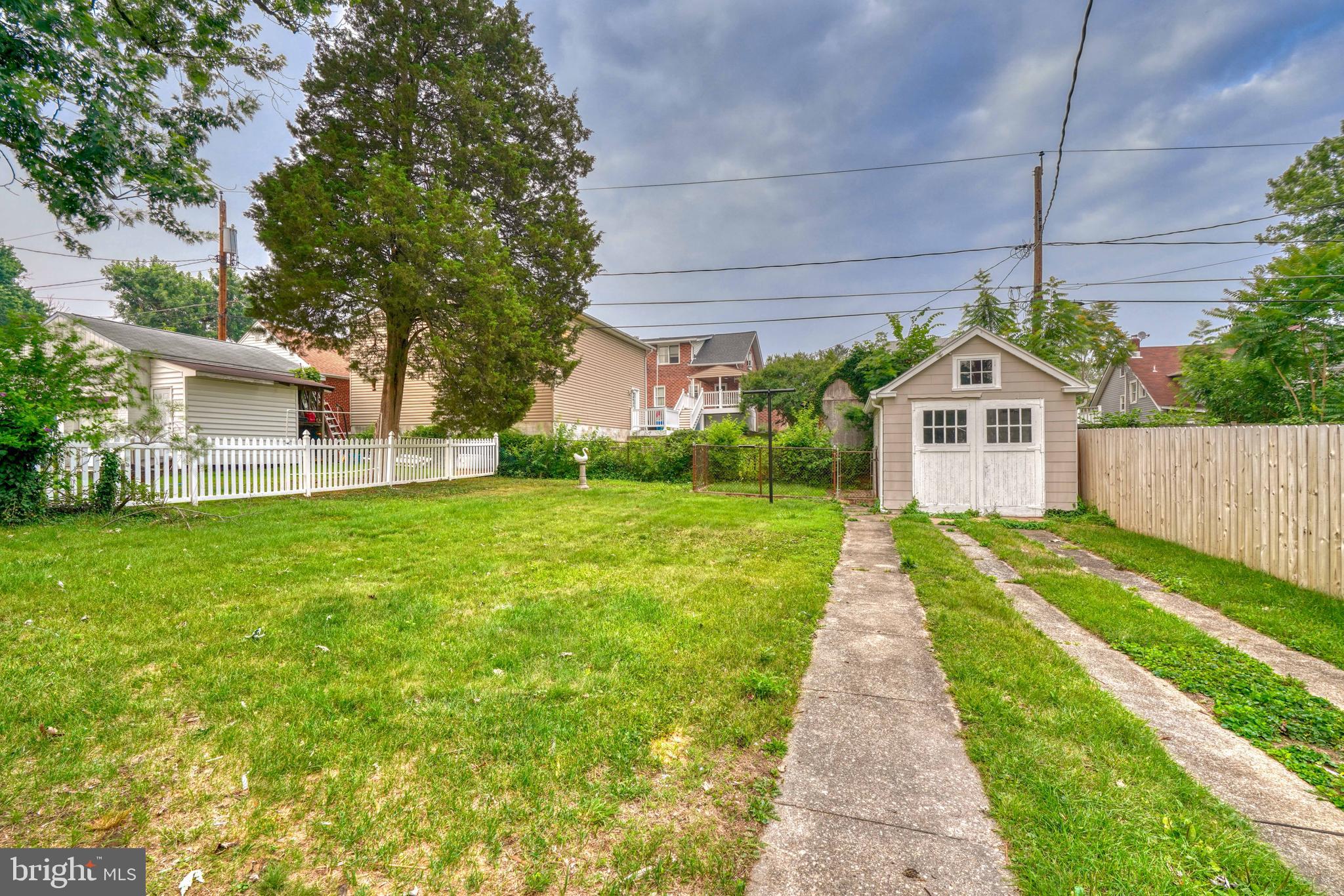 RIDGEWOOD - Residential