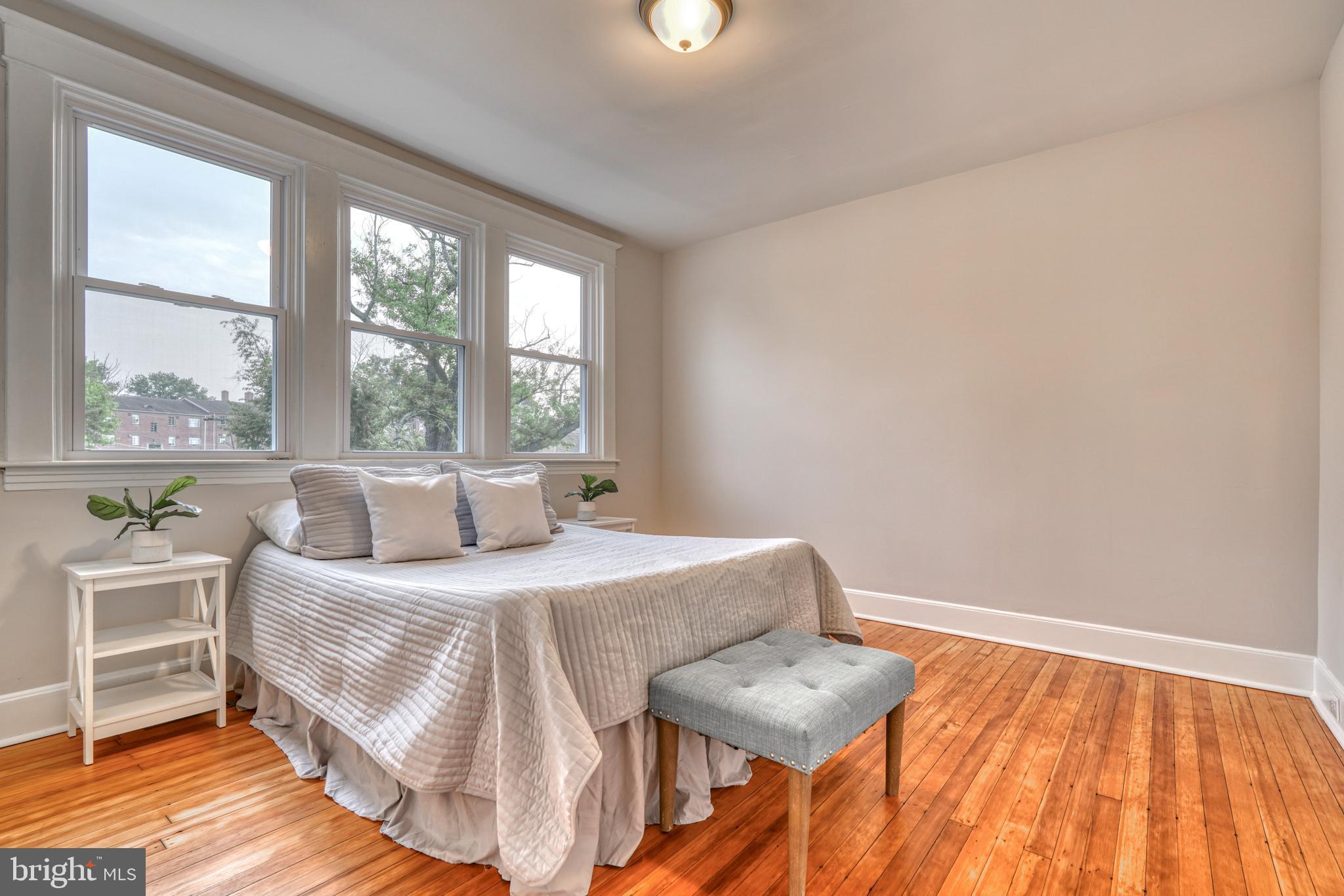 RIDGEWOOD - Residential