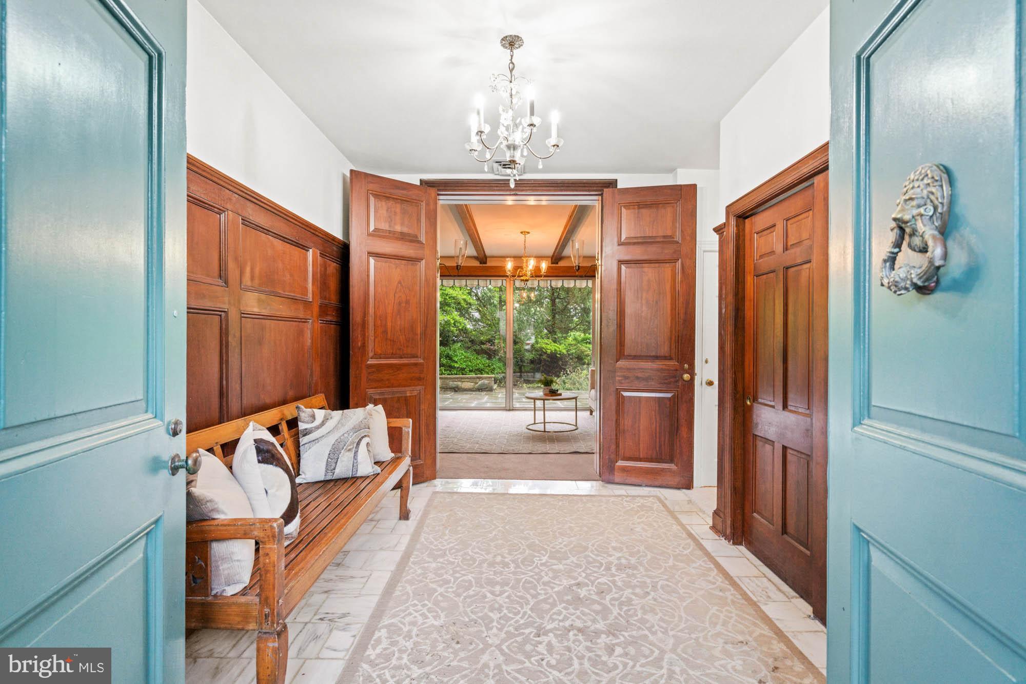 CHEVY CHASE VILLAGE - Residential