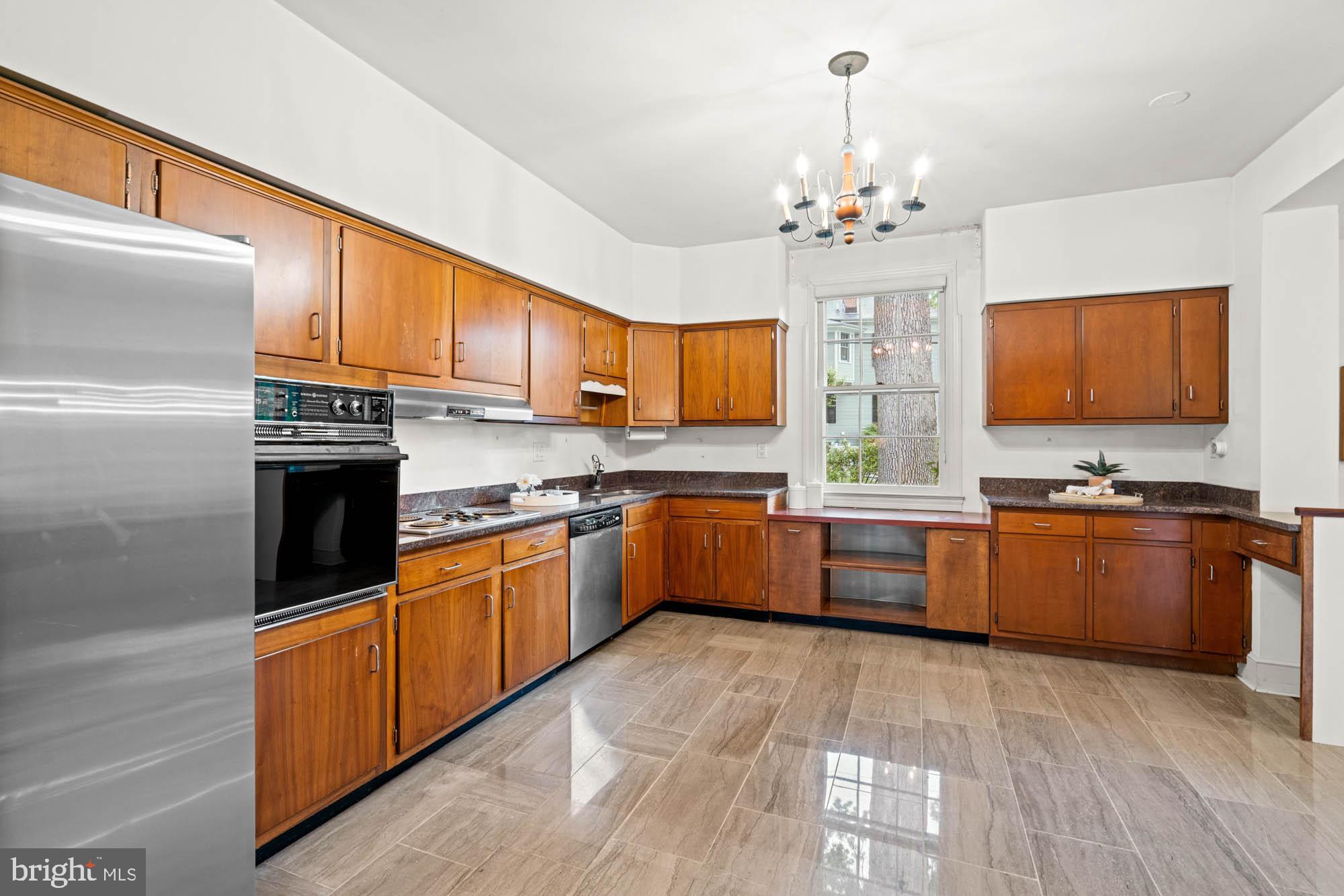 CHEVY CHASE VILLAGE - Residential