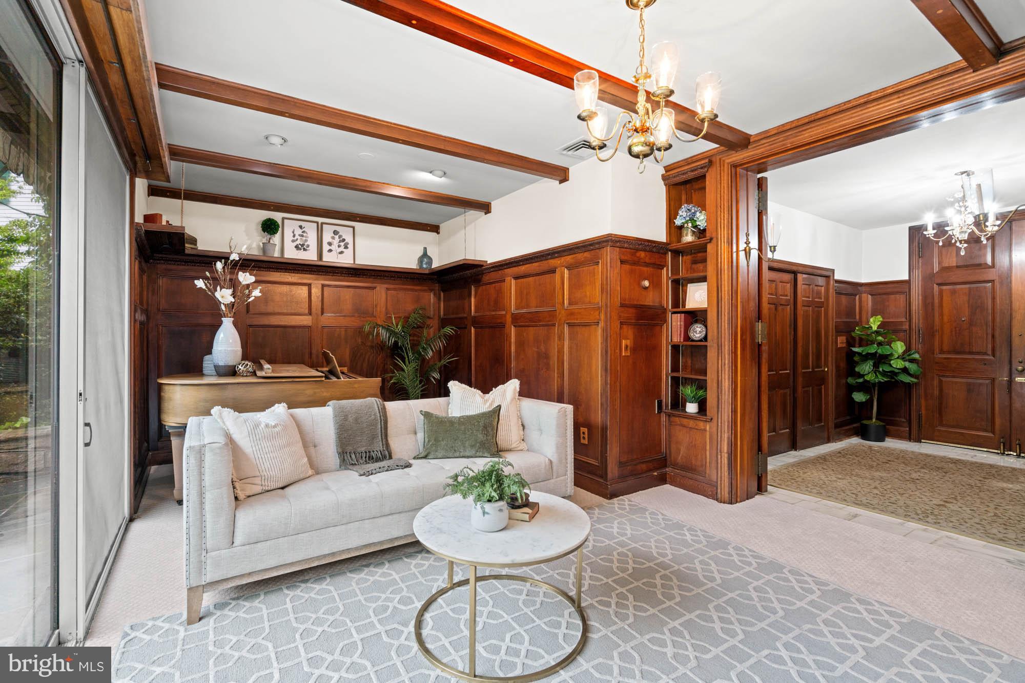 CHEVY CHASE VILLAGE - Residential