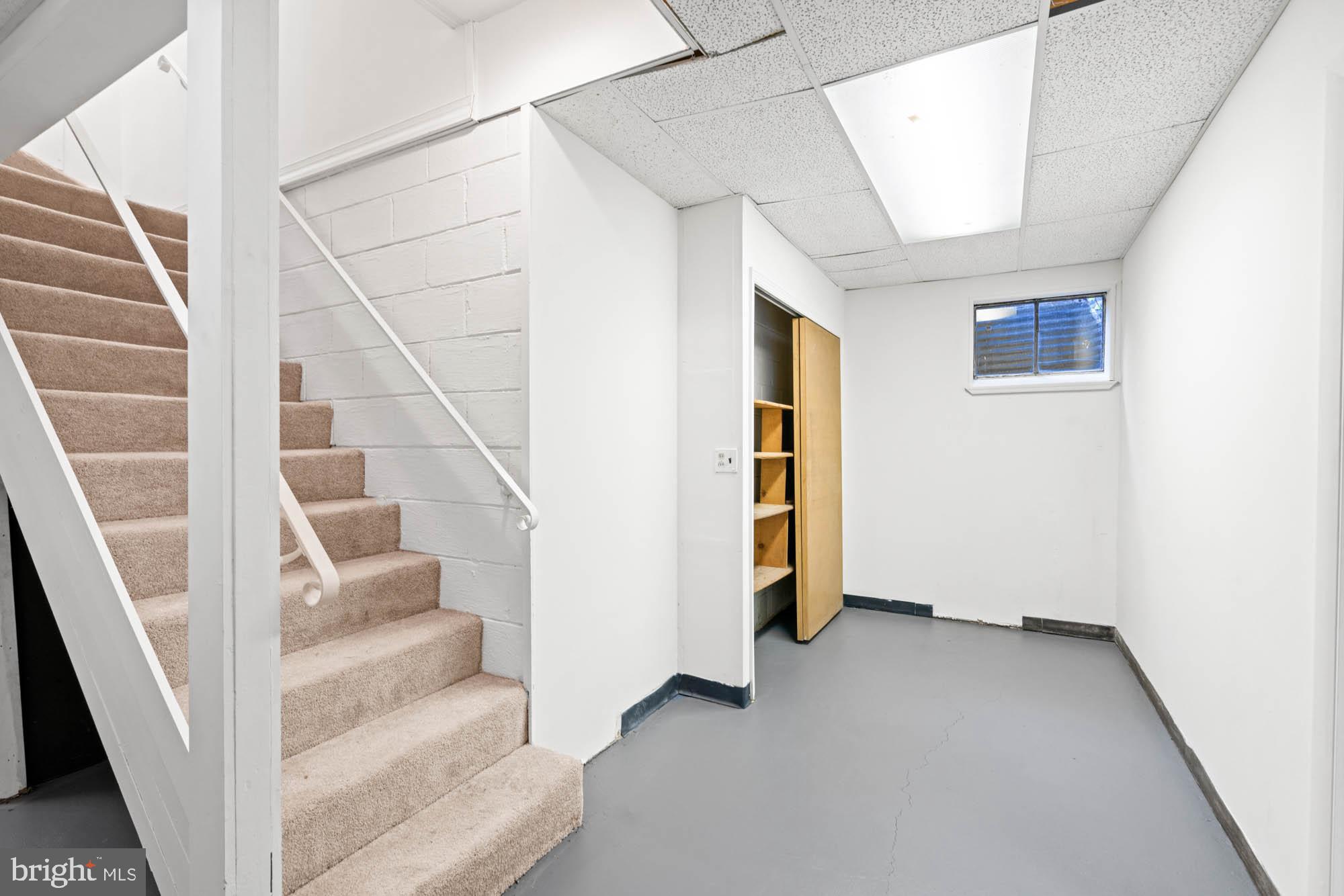 CHEVY CHASE VILLAGE - Residential