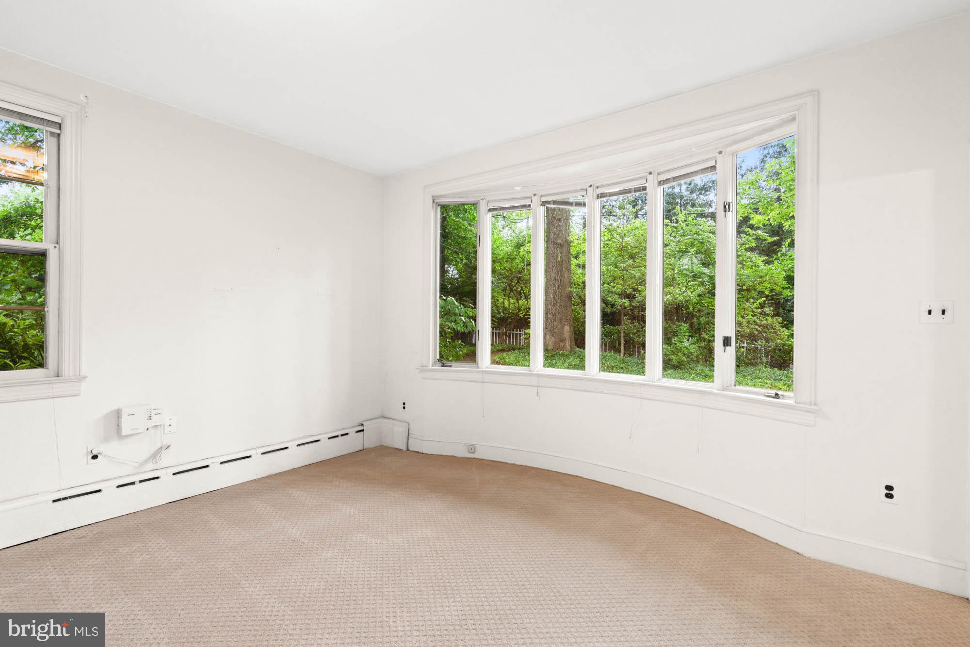 CHEVY CHASE VILLAGE - Residential