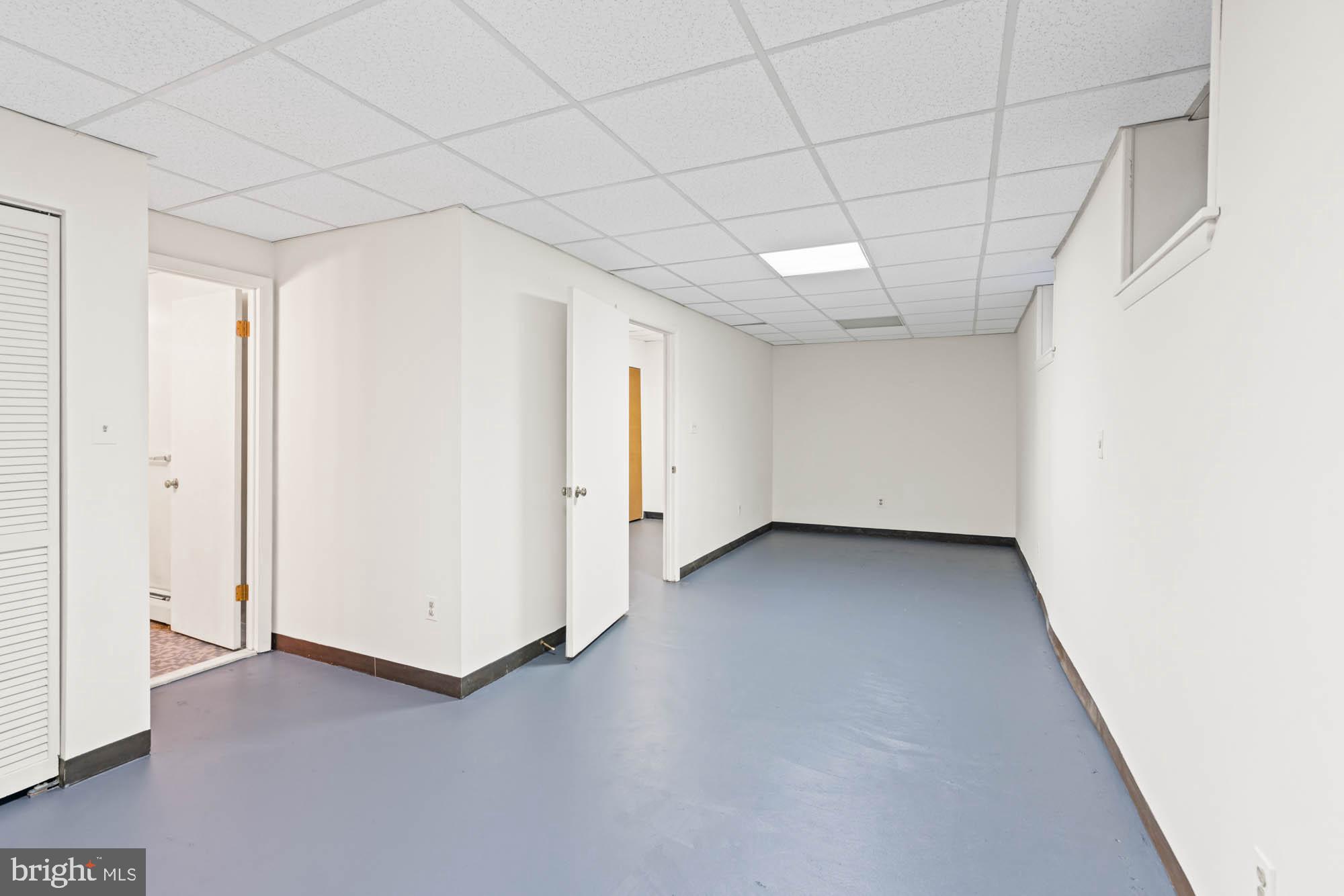 CHEVY CHASE VILLAGE - Residential