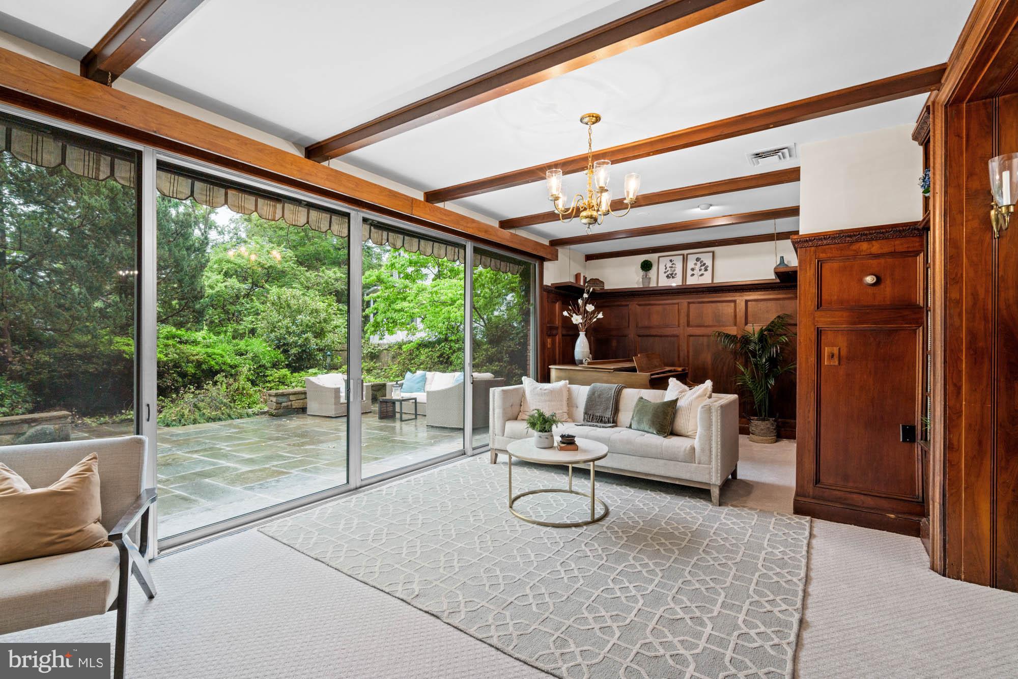 CHEVY CHASE VILLAGE - Residential