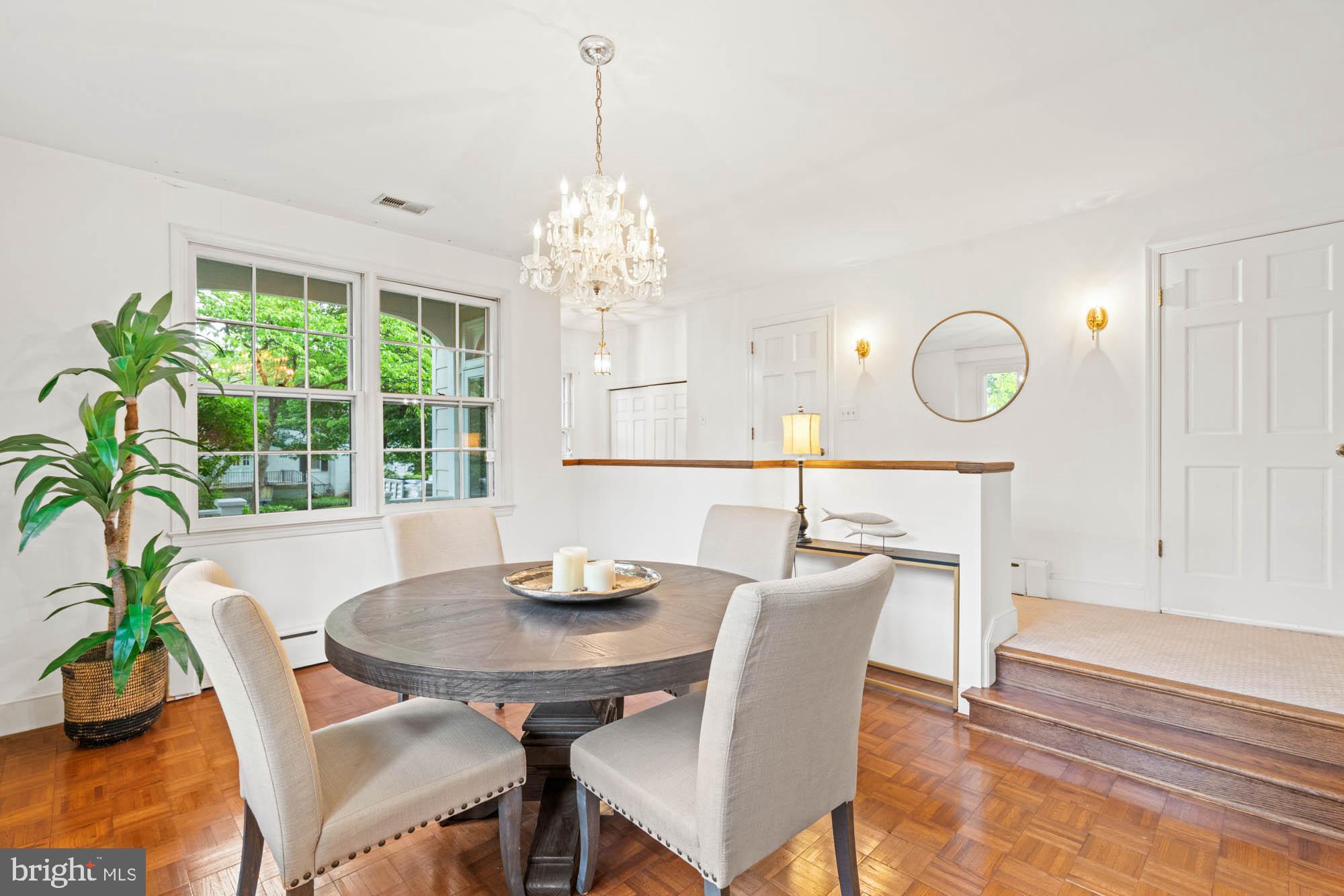 CHEVY CHASE VILLAGE - Residential