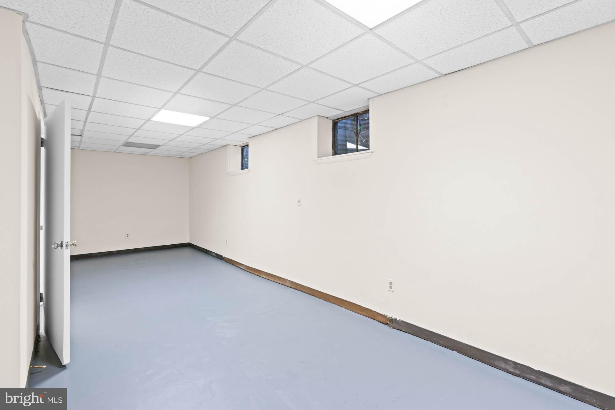 CHEVY CHASE VILLAGE - Residential