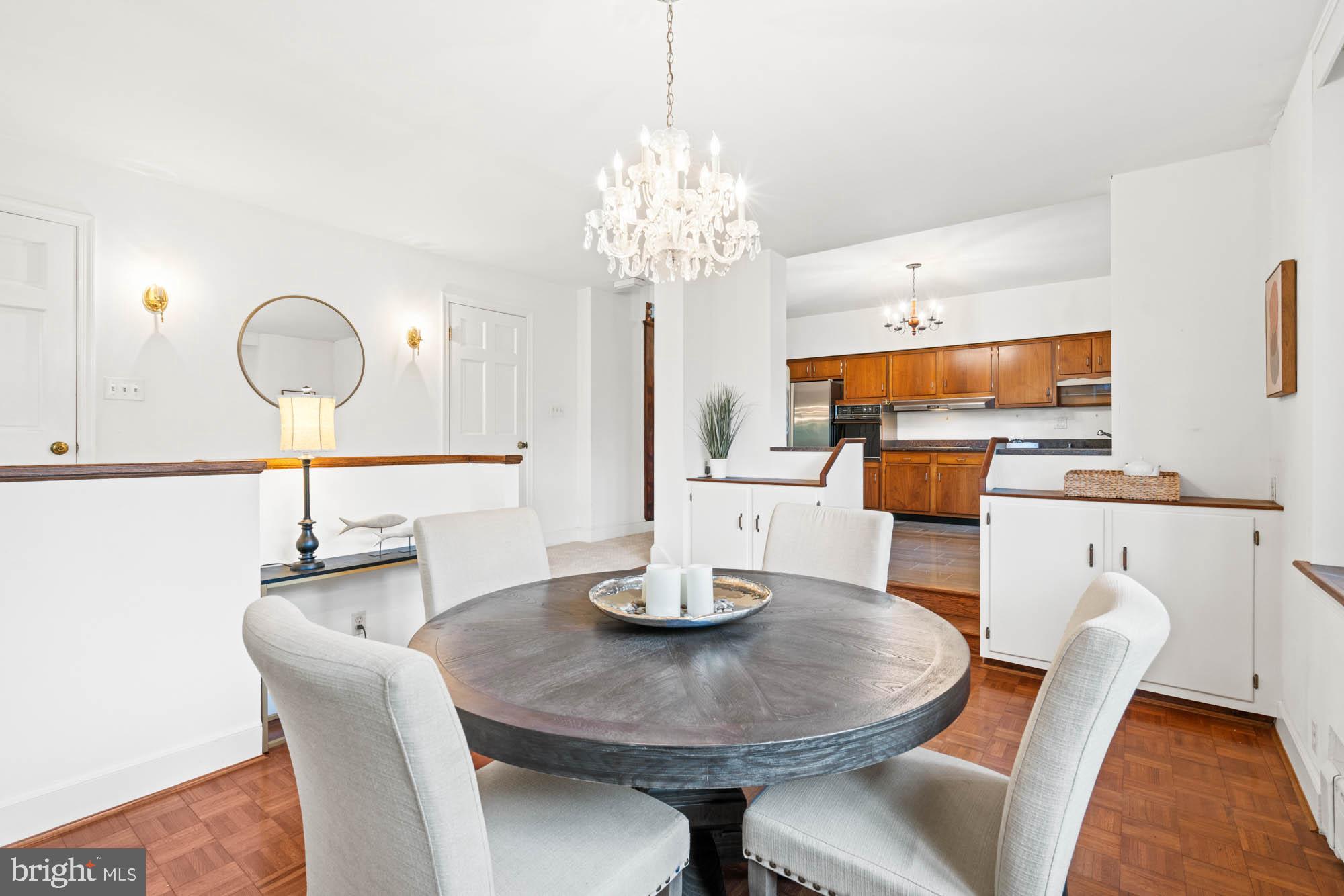 CHEVY CHASE VILLAGE - Residential