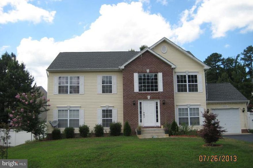 Beautiful home built in 2010. Shows GREAT!  Tons of room and move in ready.  Clean carpets, freshly painted walls. 2 levels, 5 bedroom, 3 full baths and 1/2 bath.  Large fenced in backyard, deck, stainless steel appliances. Open floor plan on main level to entertain family and friends. Dining room leads to outdoor deck.  Located near PAX Naval Base. Pets are case by case with a deposit of $250