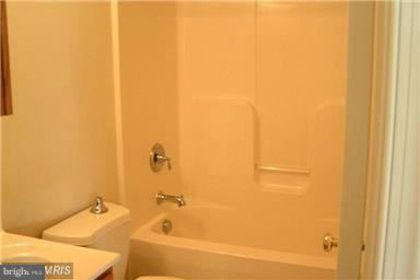 CECIL'S MILL - Residential Lease