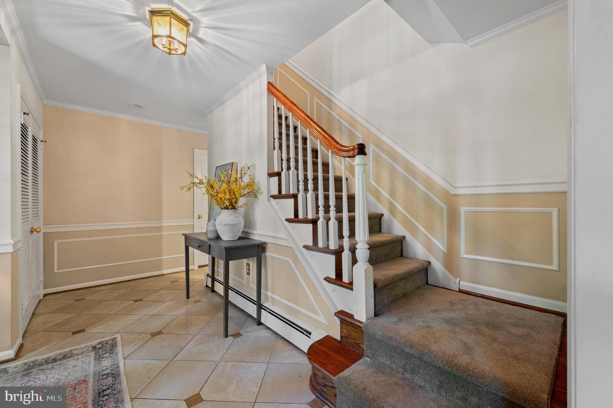 1792 HAMILTON DRIVE