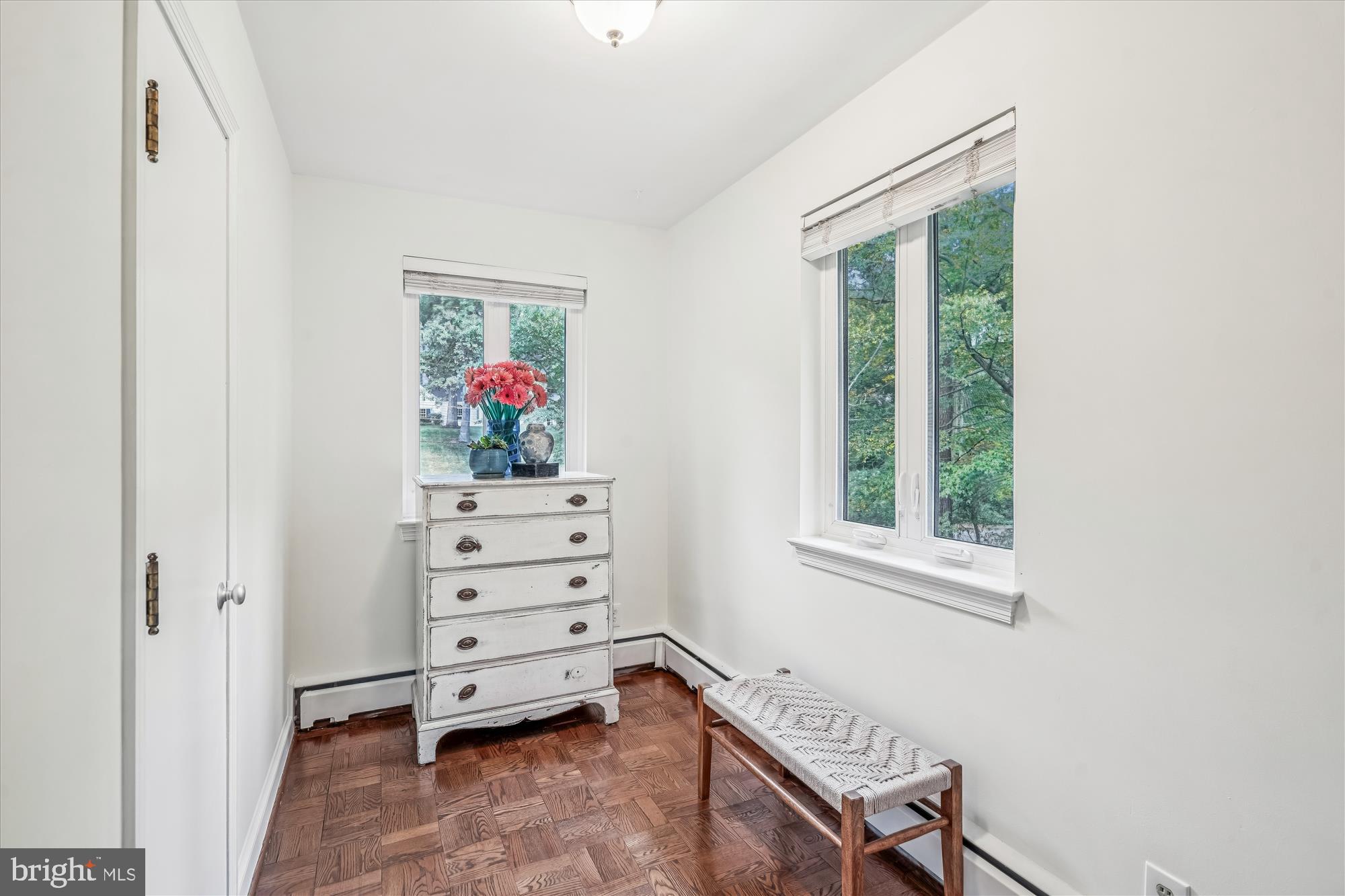 HILLANDALE - Residential