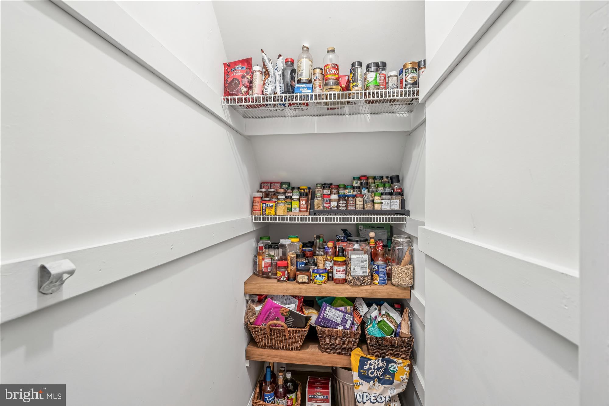 HILLANDALE - Residential