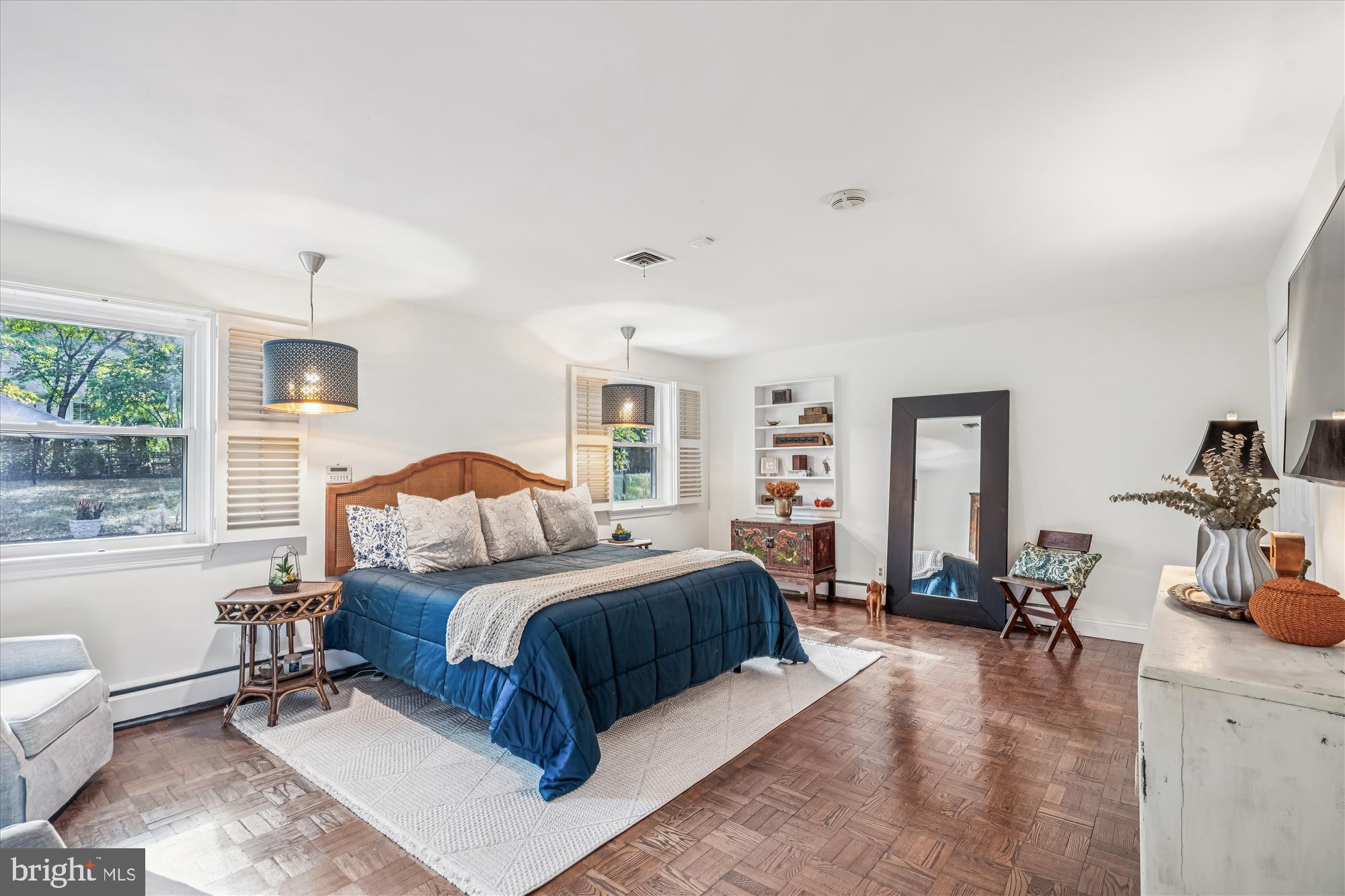 HILLANDALE - Residential