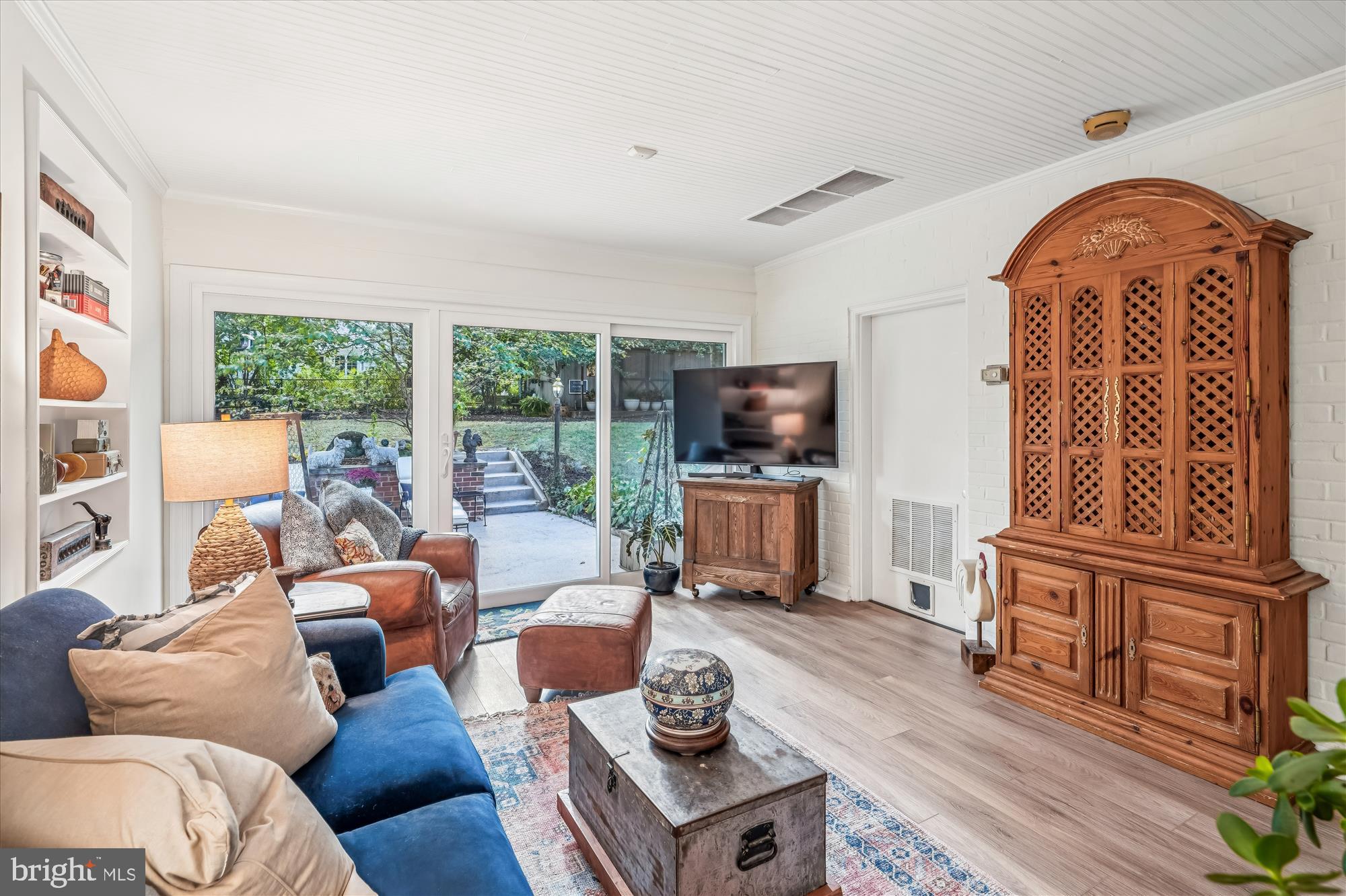 HILLANDALE - Residential