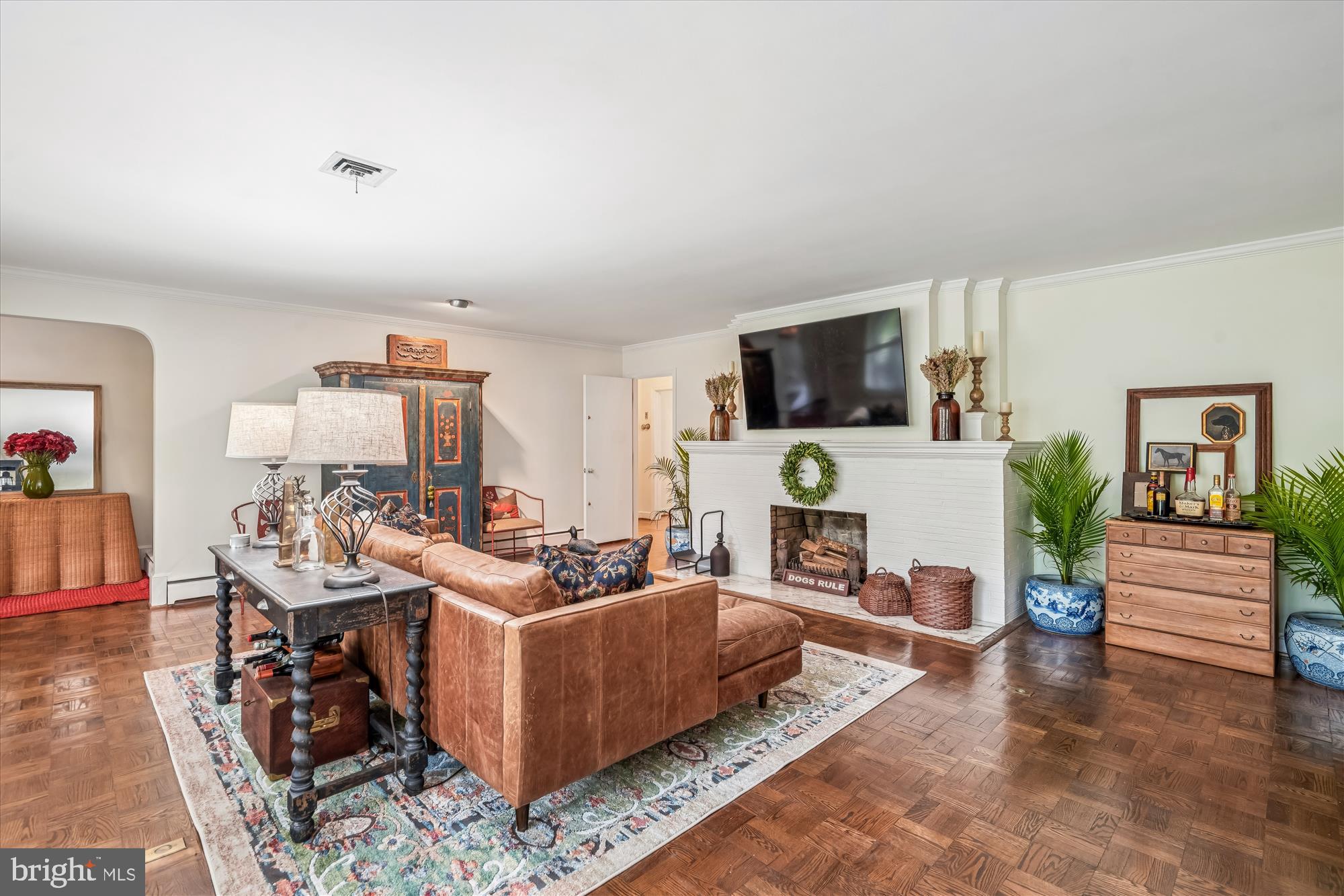 HILLANDALE - Residential