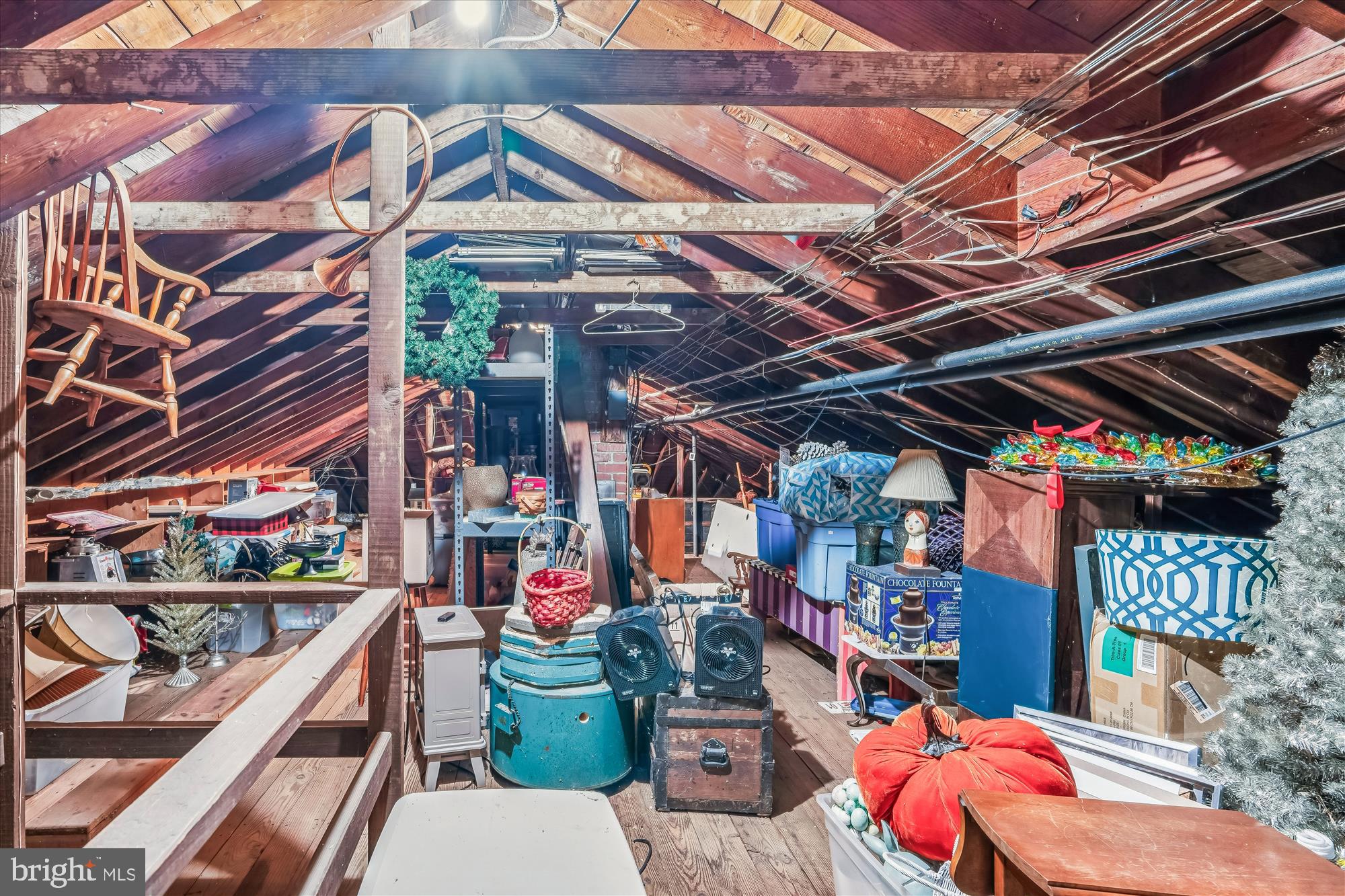 HILLANDALE - Residential