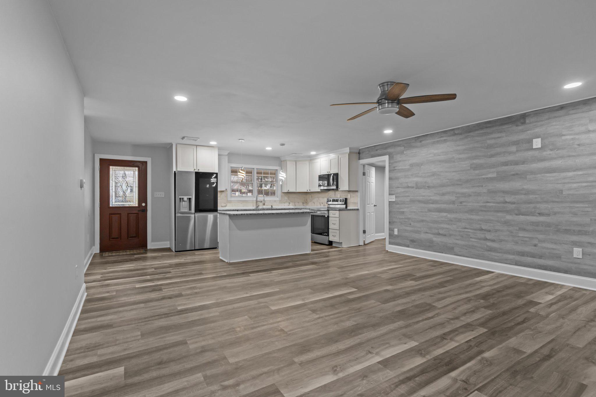 THORNRIDGE - Residential