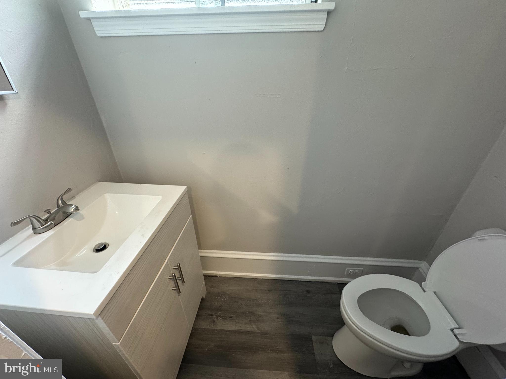 SPRUCE HILL - Commercial Lease