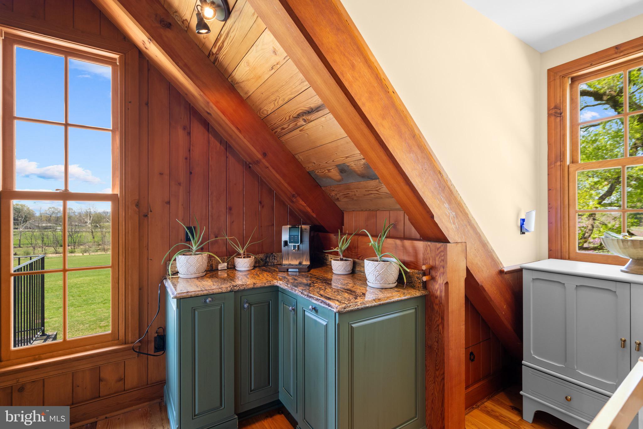 HEDGELAND - Residential