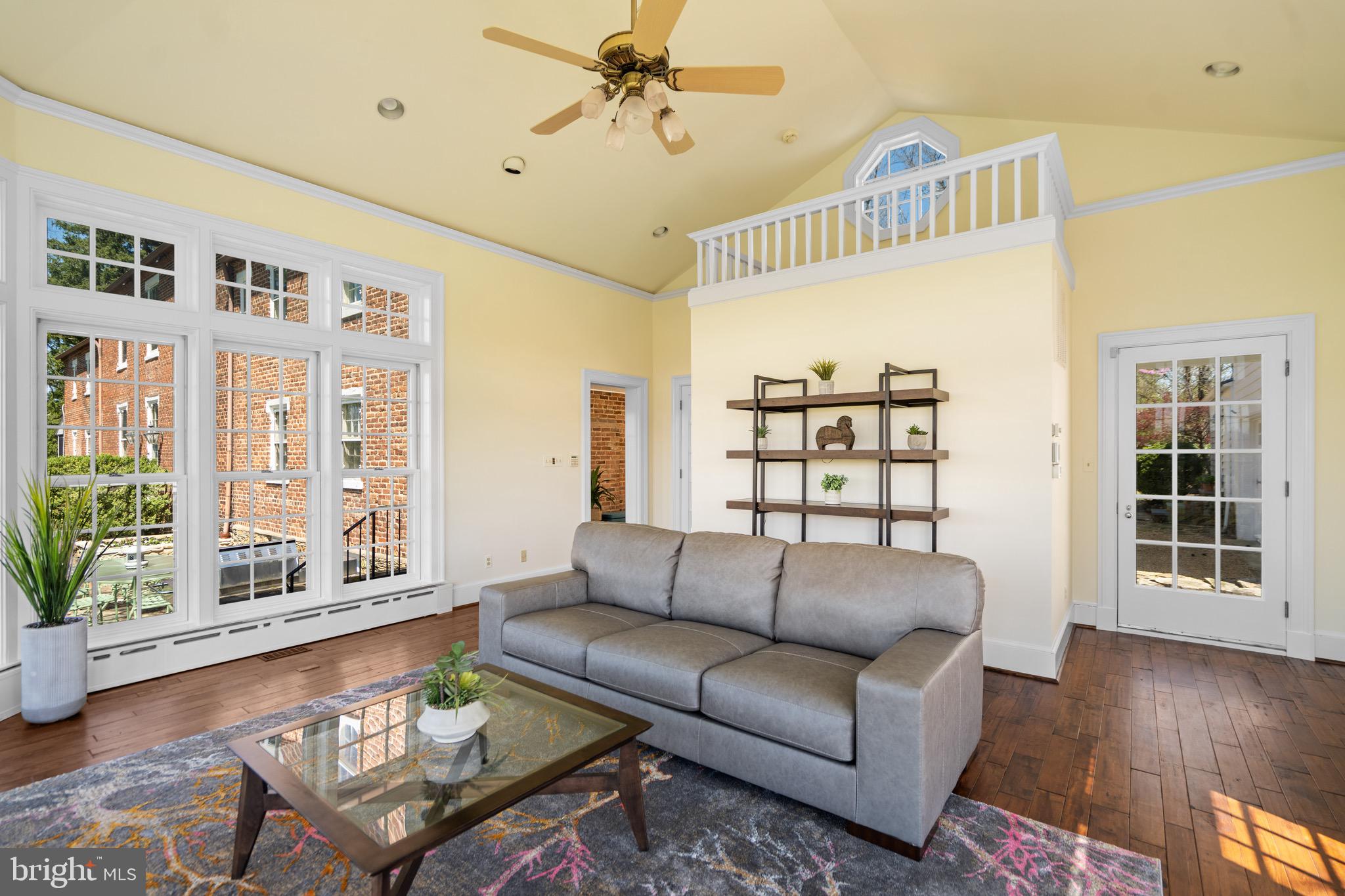 HEDGELAND - Residential