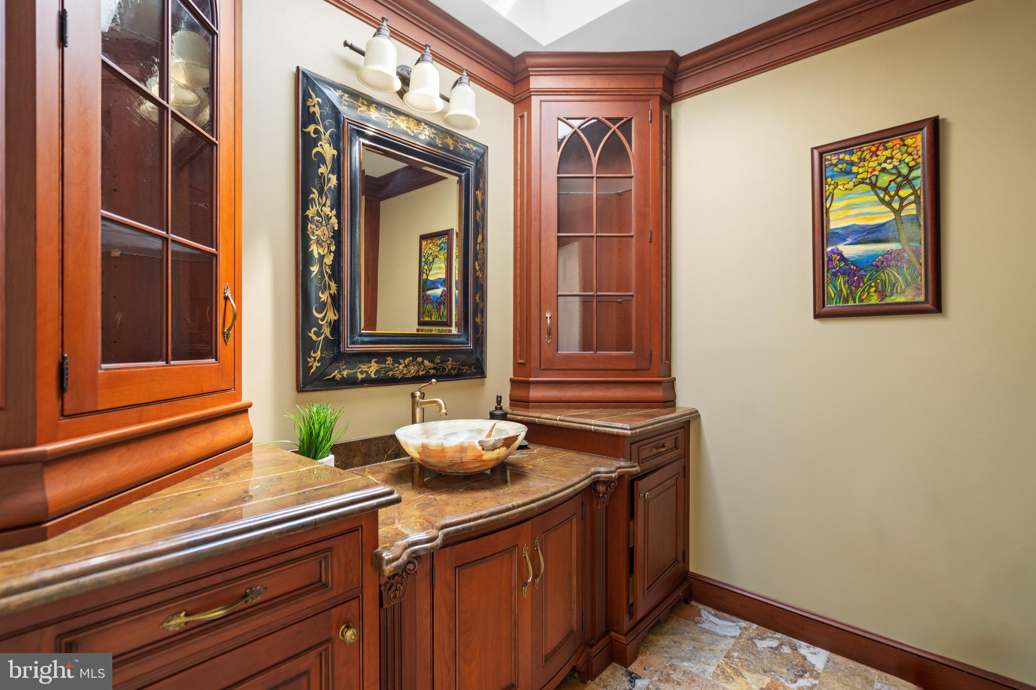 HEDGELAND - Residential