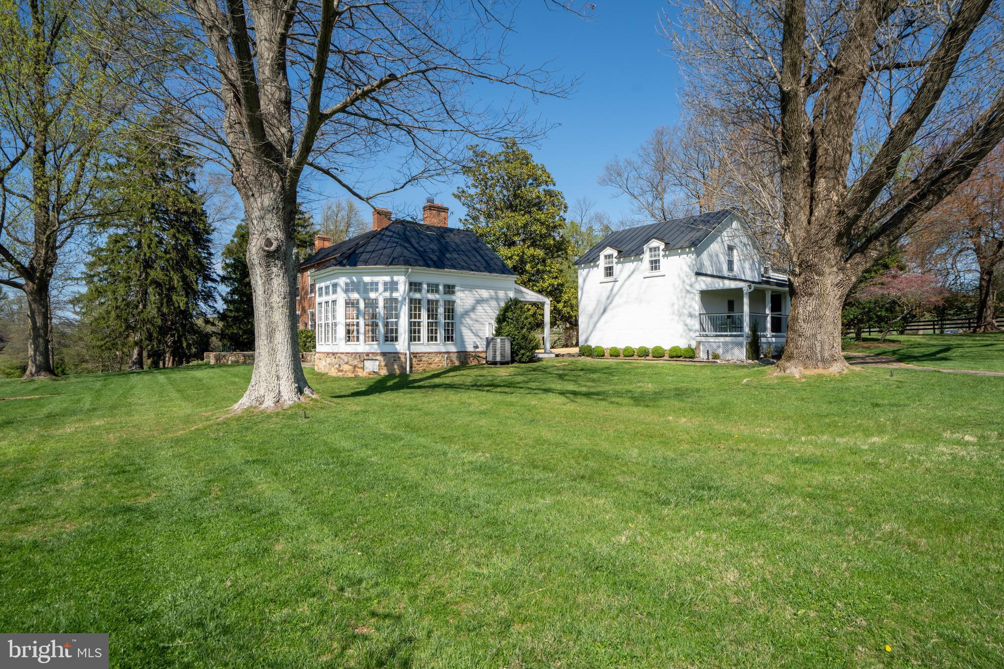 HEDGELAND - Residential