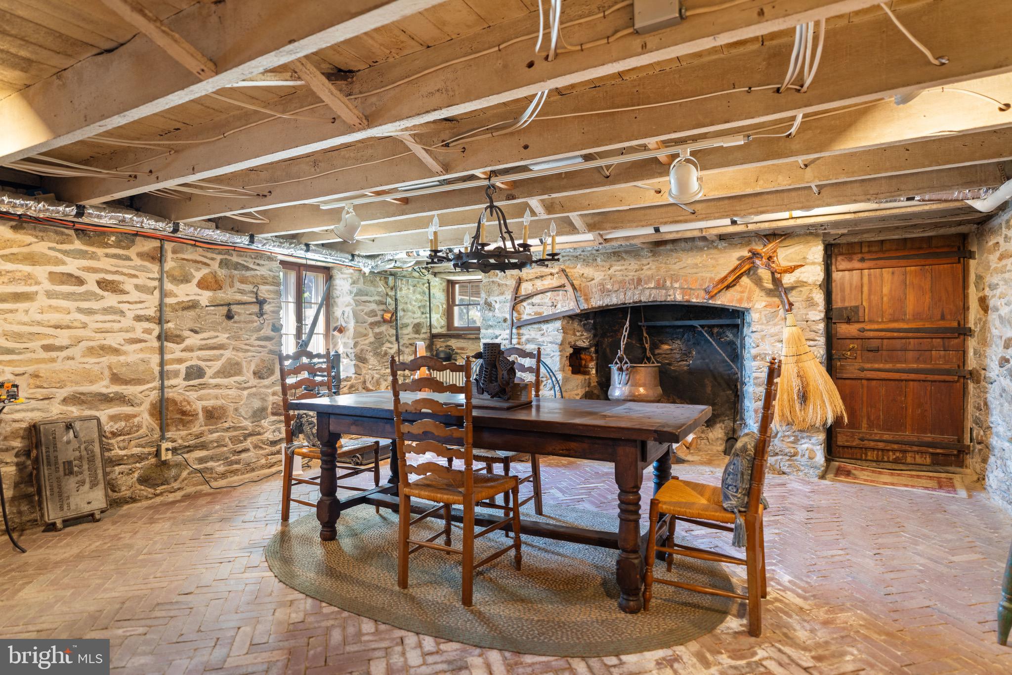 HEDGELAND - Residential