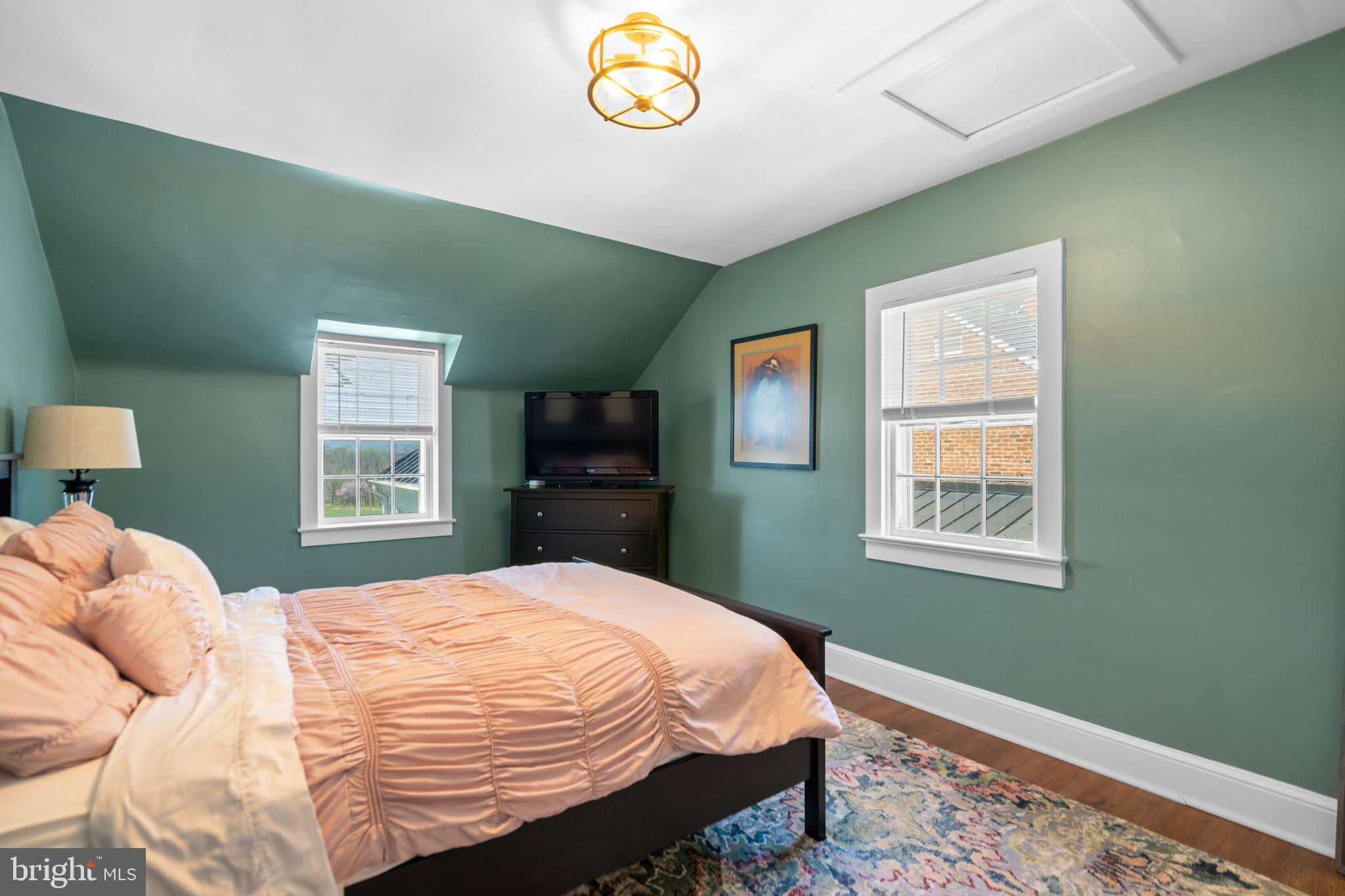 HEDGELAND - Residential