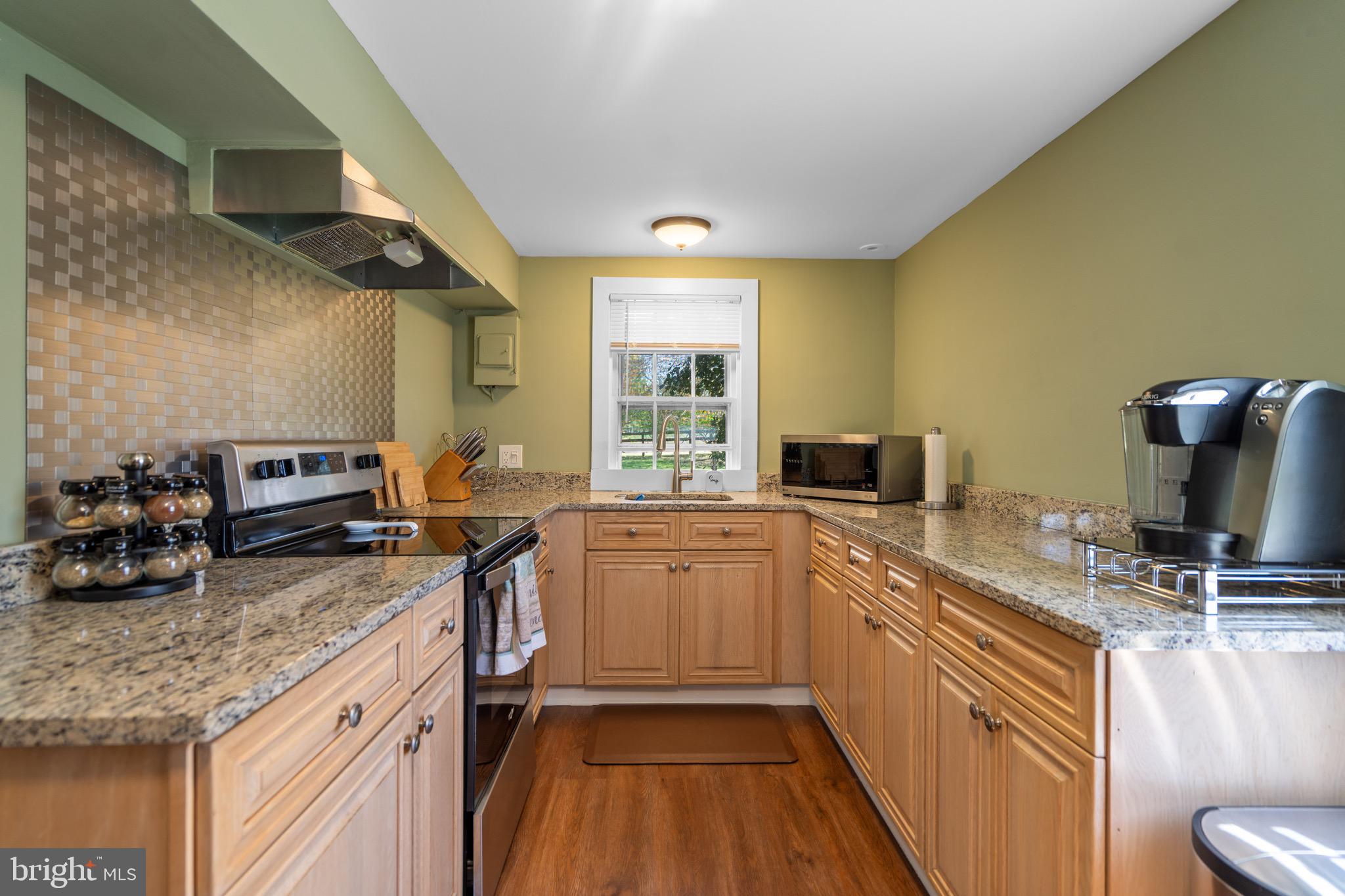 HEDGELAND - Residential