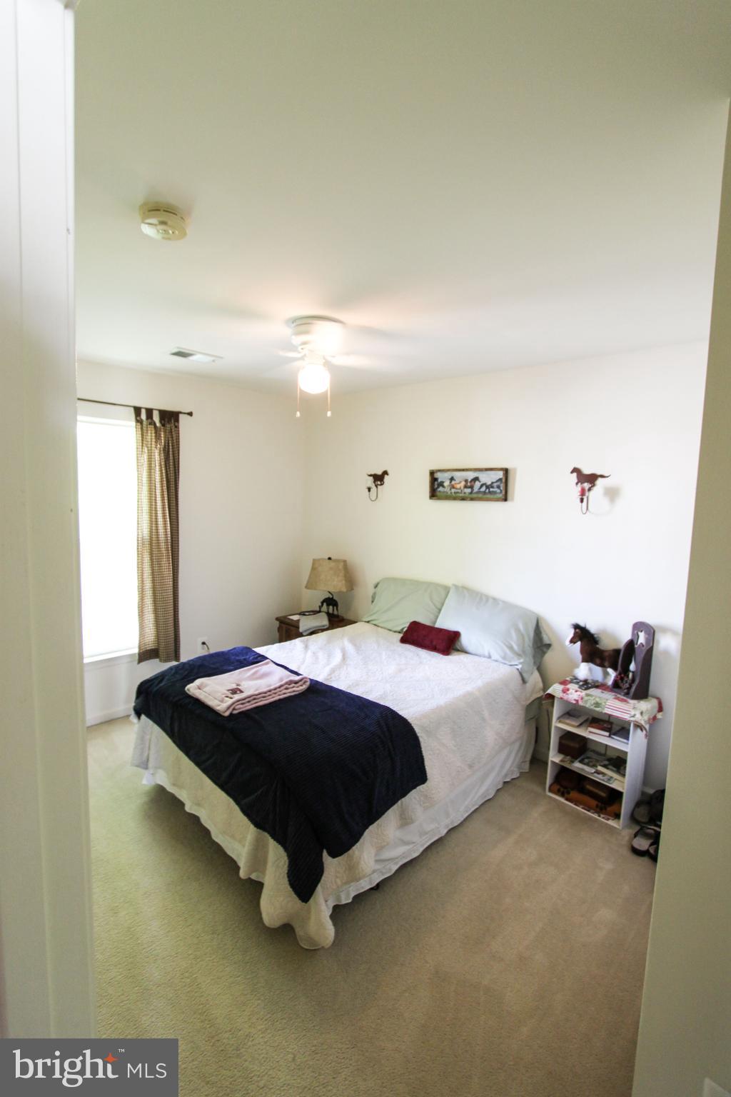 LAKELAND PLACE - Residential Lease