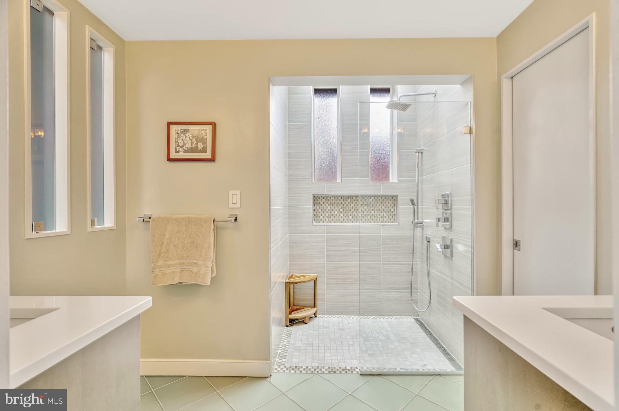 MANTUA - Residential