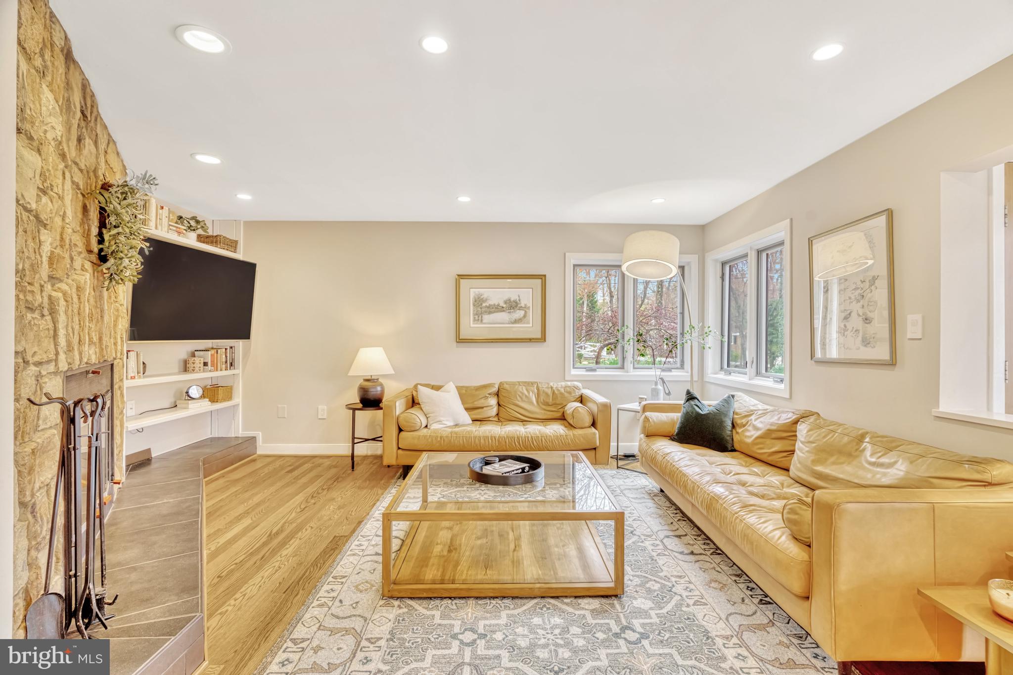 MANTUA - Residential